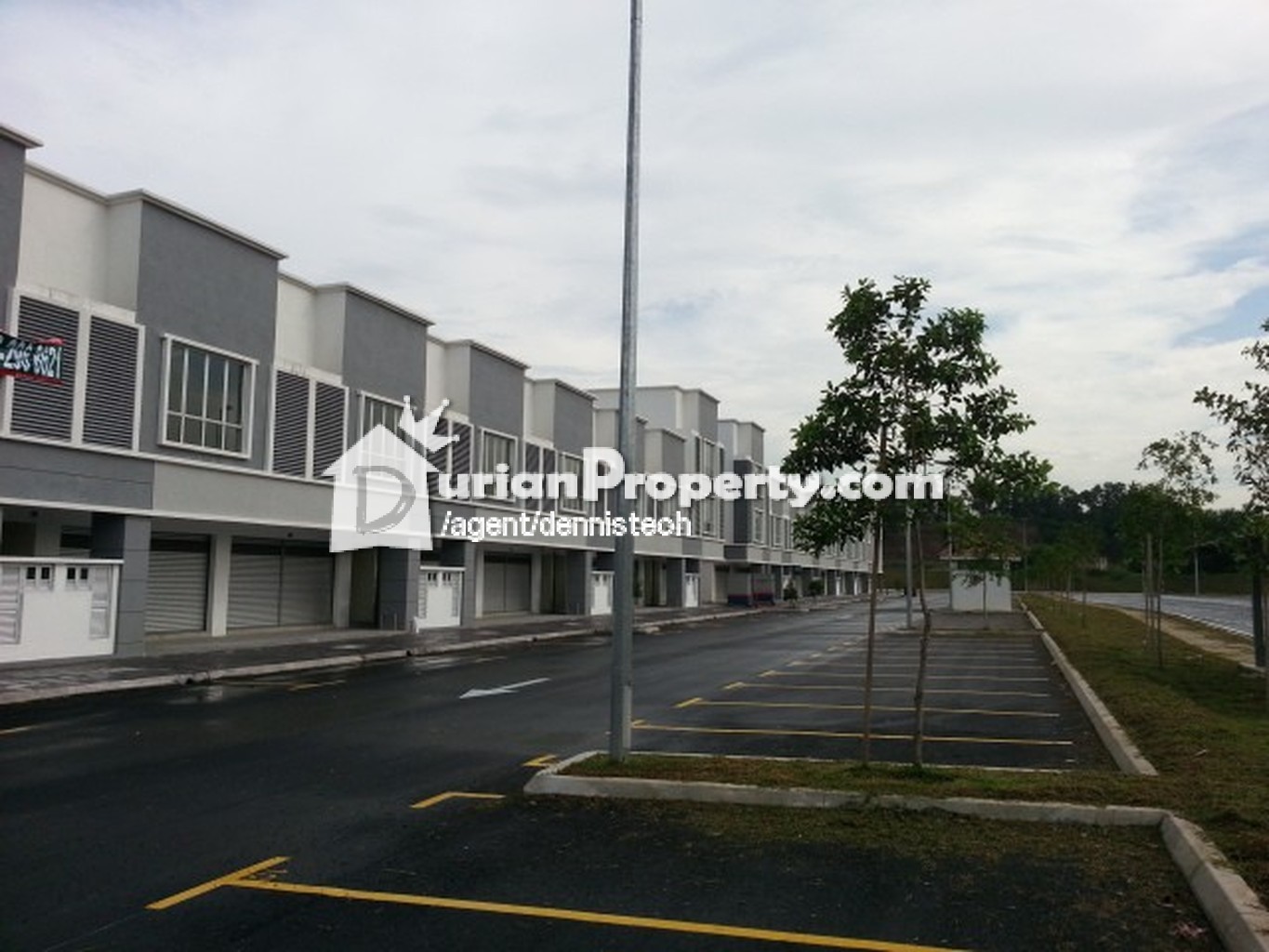 Shop For Sale at U12, Shah Alam for RM 1,180,000 by Dennis 