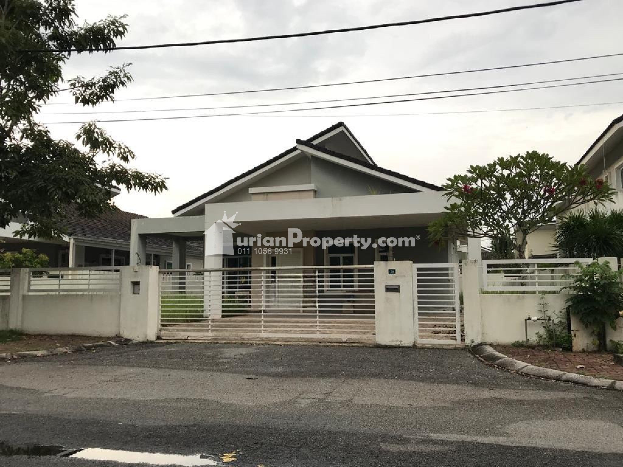 Bungalow House For Sale at Bandar Baru Sri Klebang