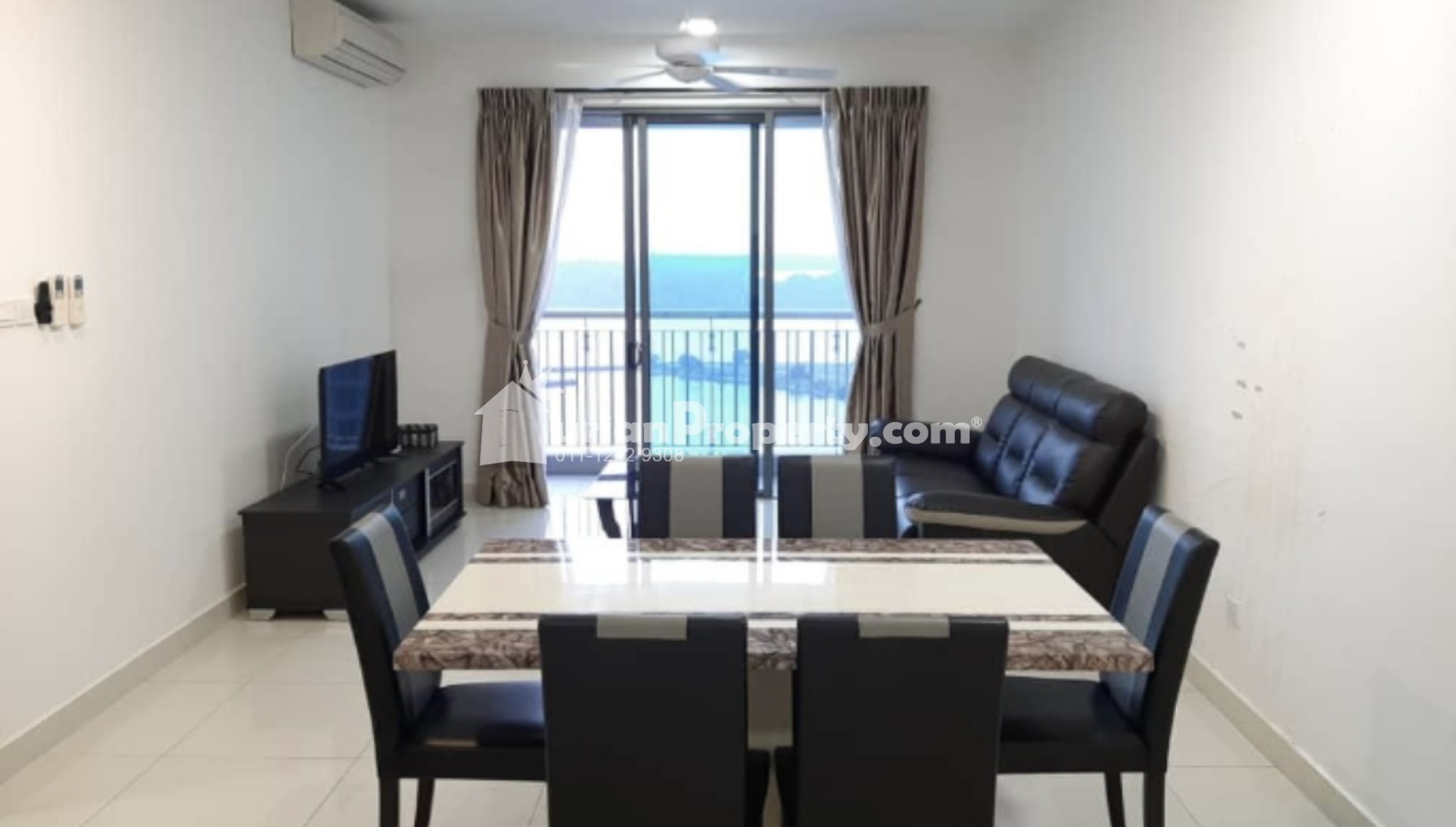 Condo Room for Rent at The Peak Soho