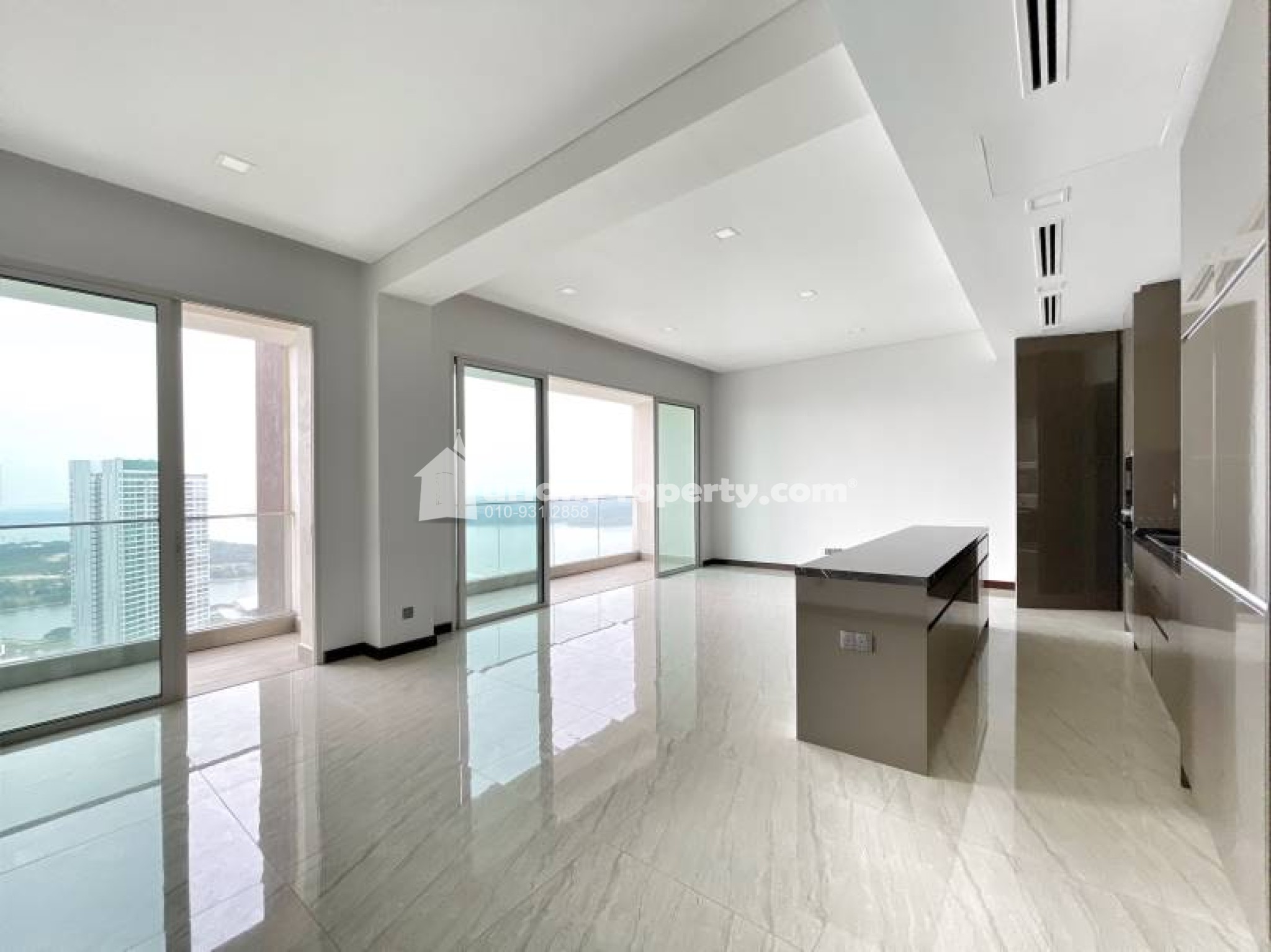 Condo For Sale at Puteri Cove Residences