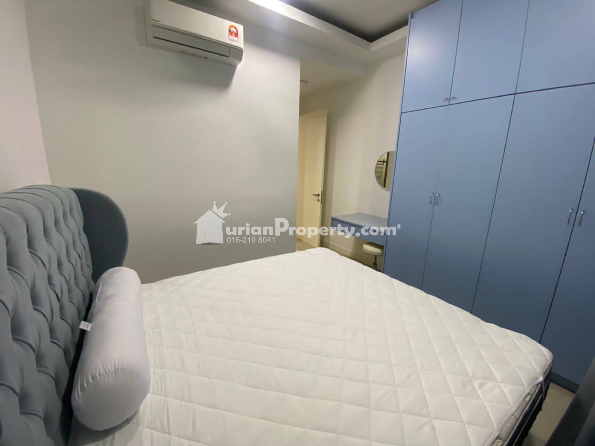 Condo Room for Rent at Sky Park @ One City
