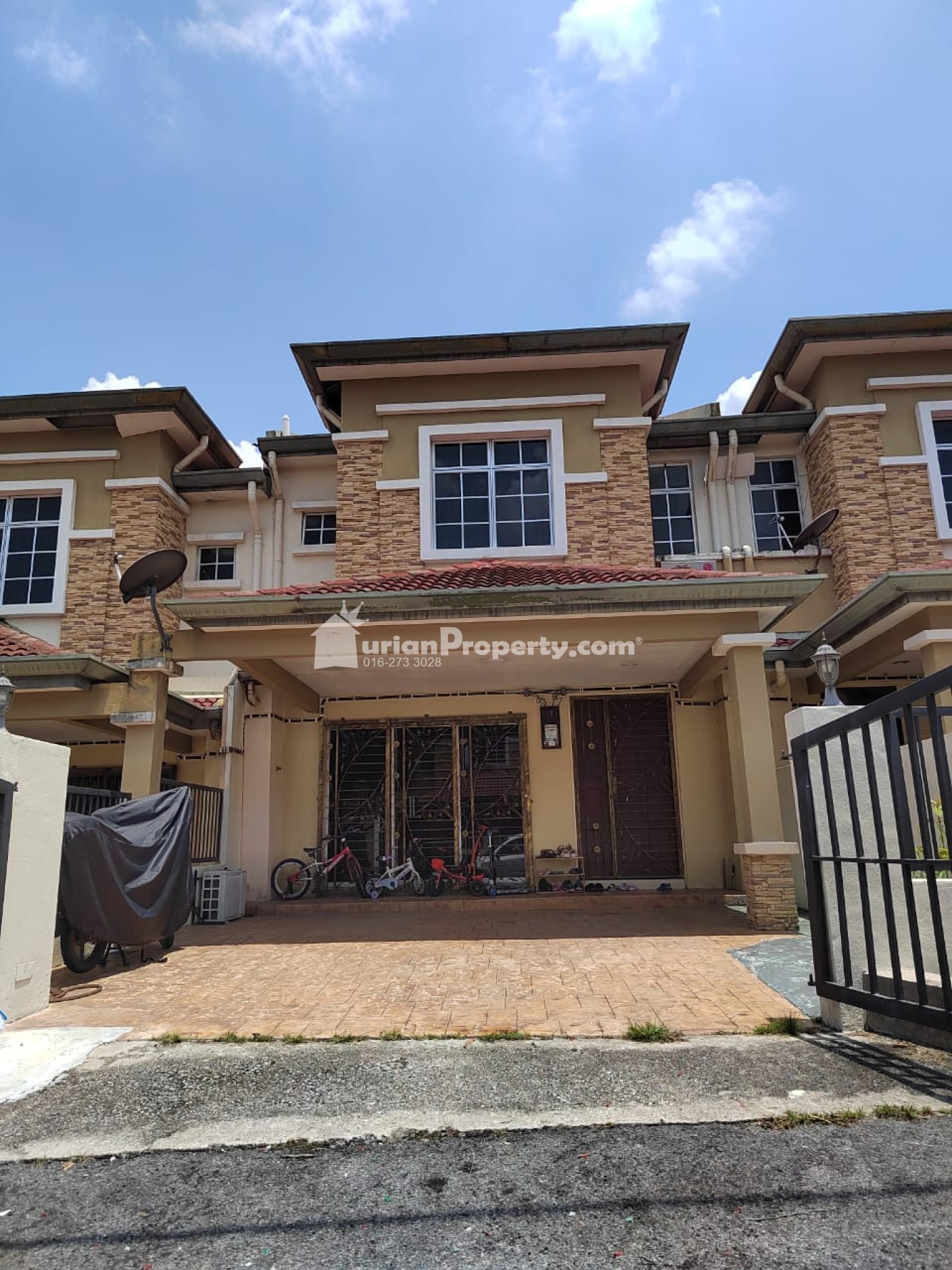 Terrace House For Sale at Taman Langat Ceria