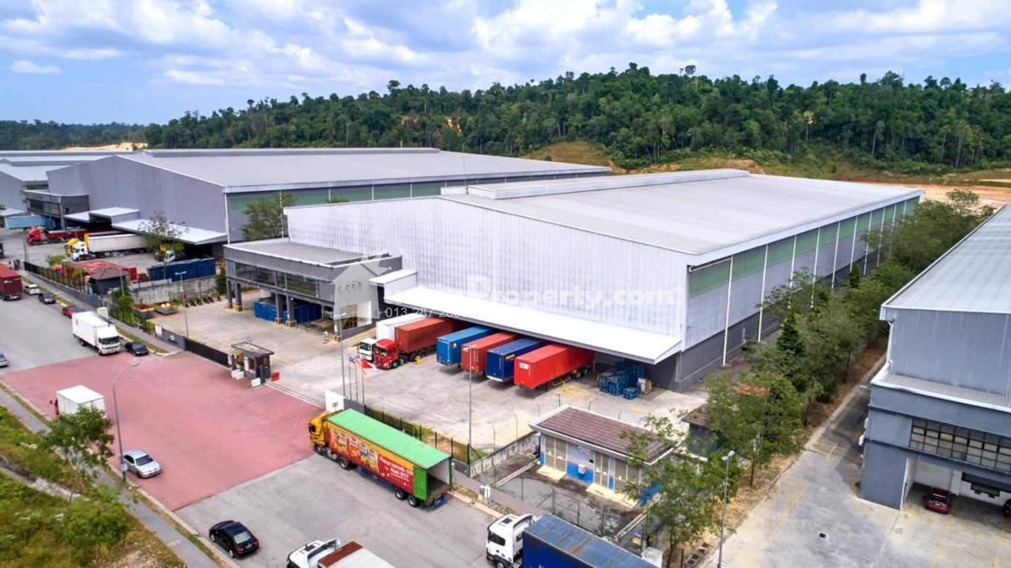 Detached Warehouse For Rent at Seksyen U10