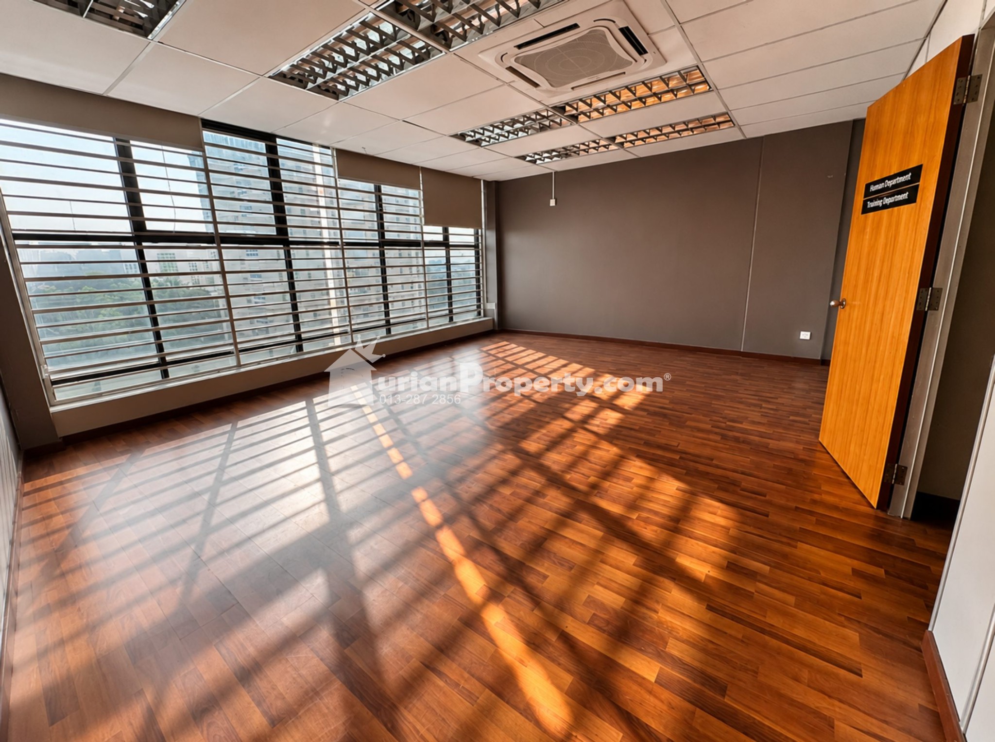 Office For Rent at Taipan Business Centre
