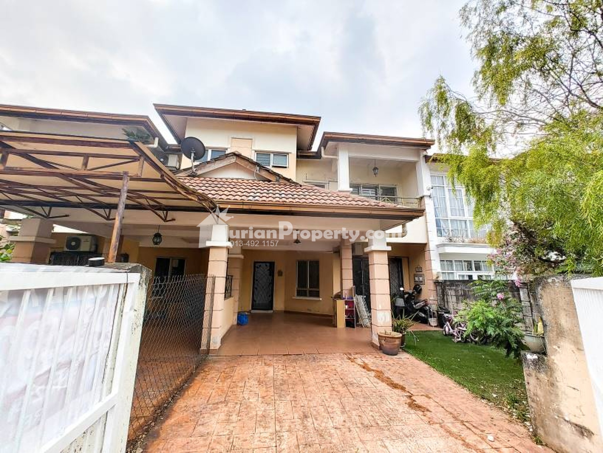 Terrace House For Sale at Desa Alam