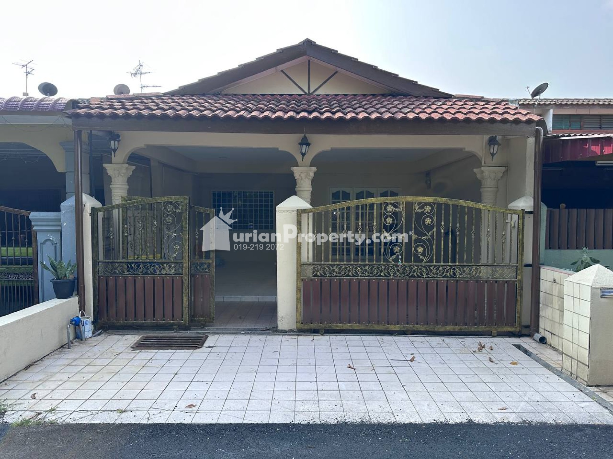 Terrace House For Sale at Taman Sri Putra