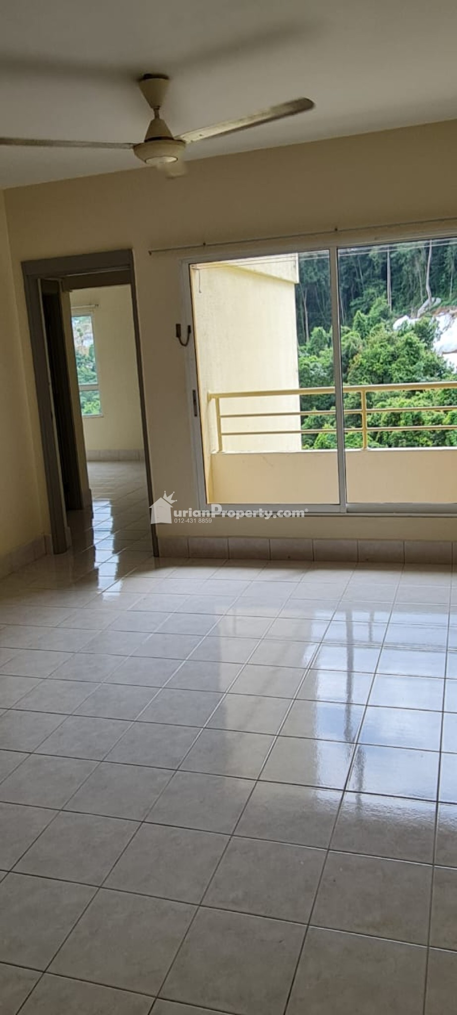 Condo For Rent at Greenlane Park