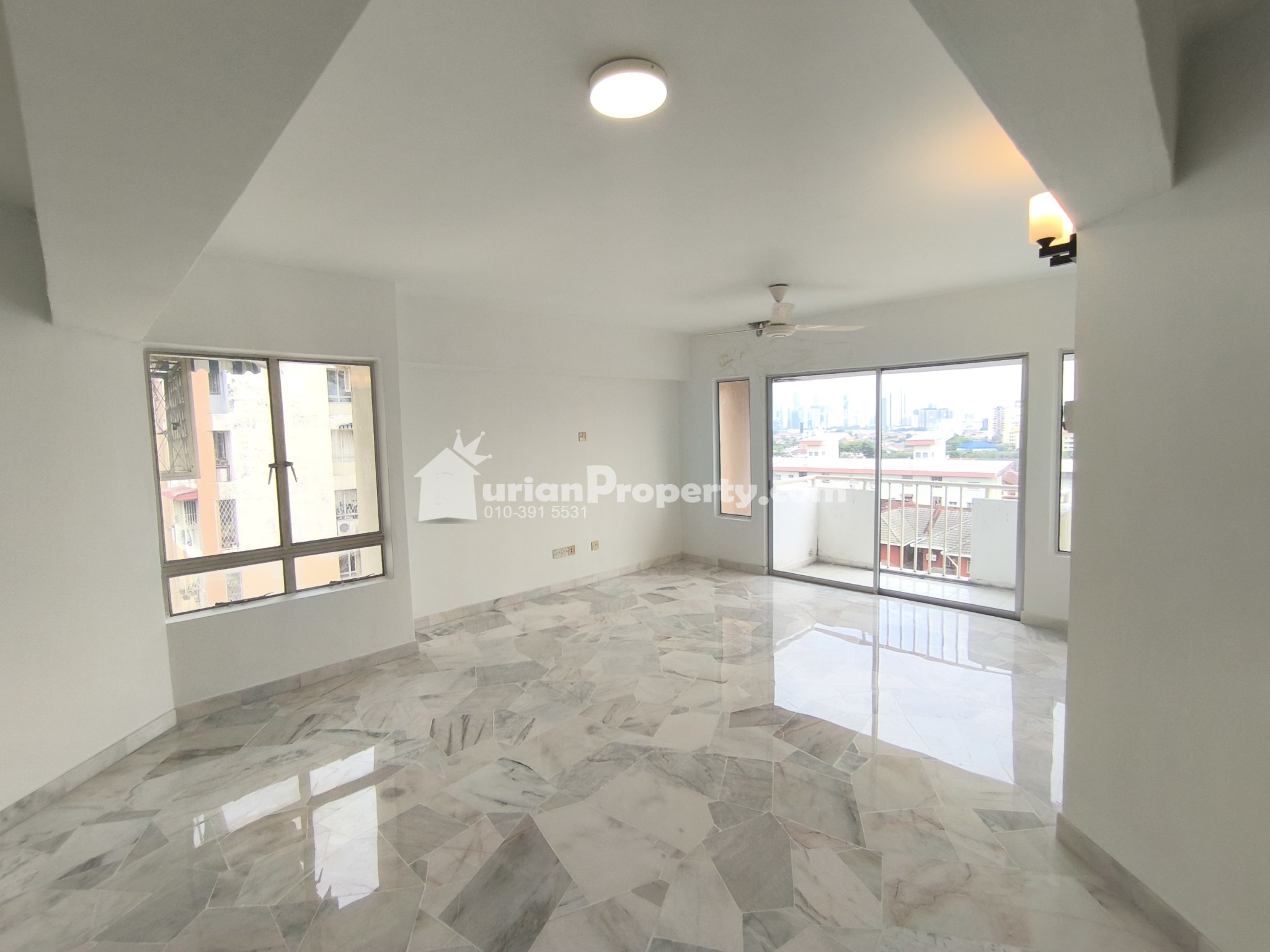 Condo For Sale at Le Jardine Condominium