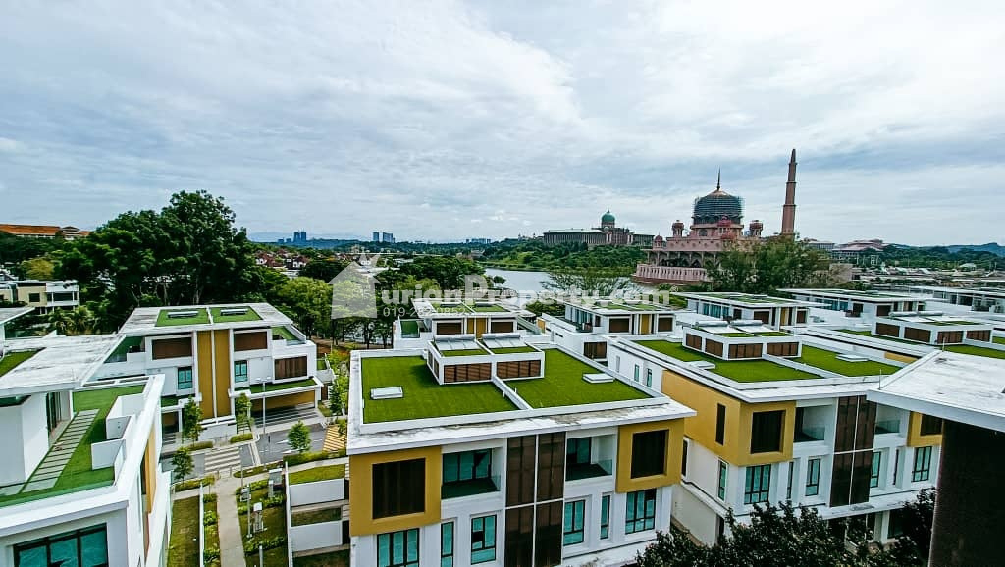 Semi D For Sale at Precinct 8