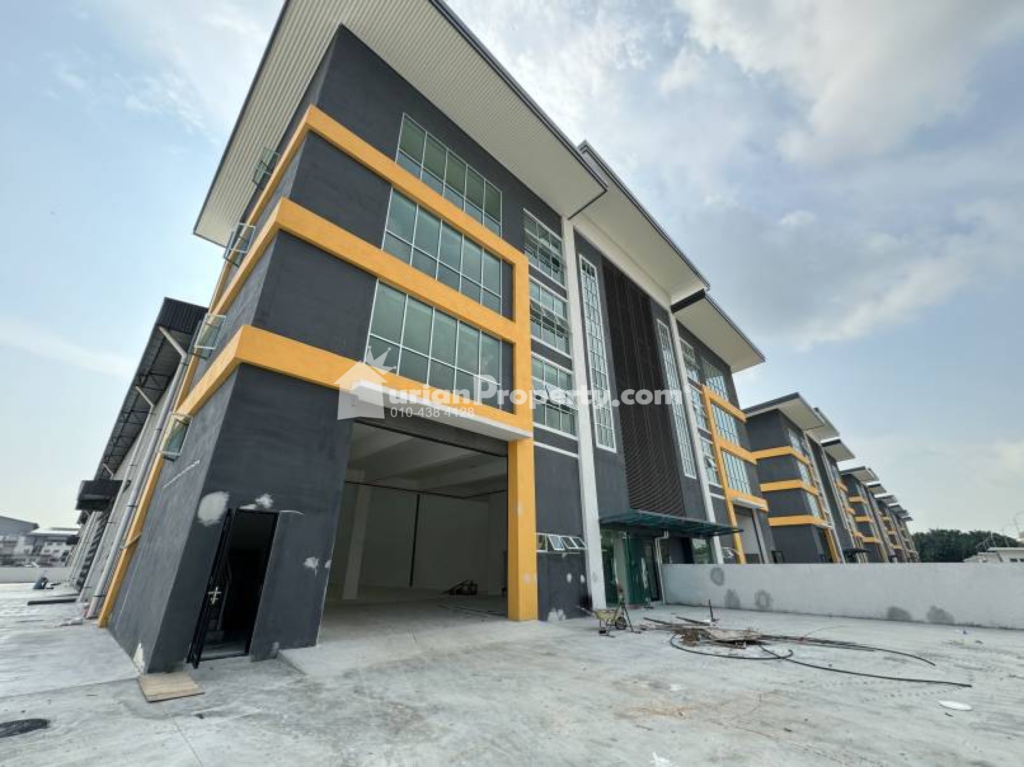 Detached Warehouse For Rent at Taman Perindustrian Meru