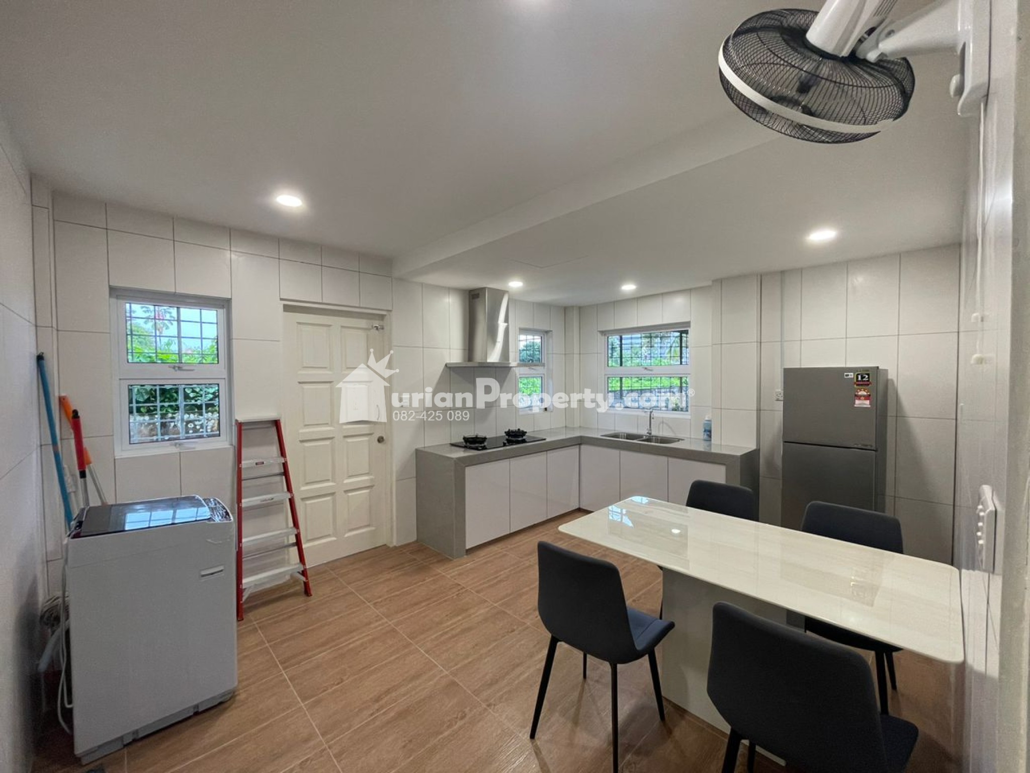Apartment For Rent at Central Court