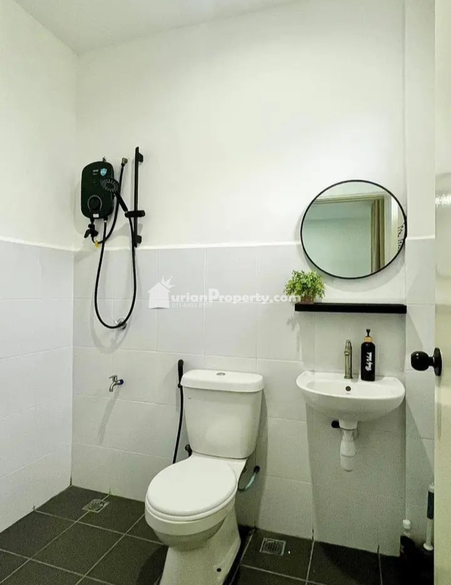 Condo Room for Rent at Changkat View