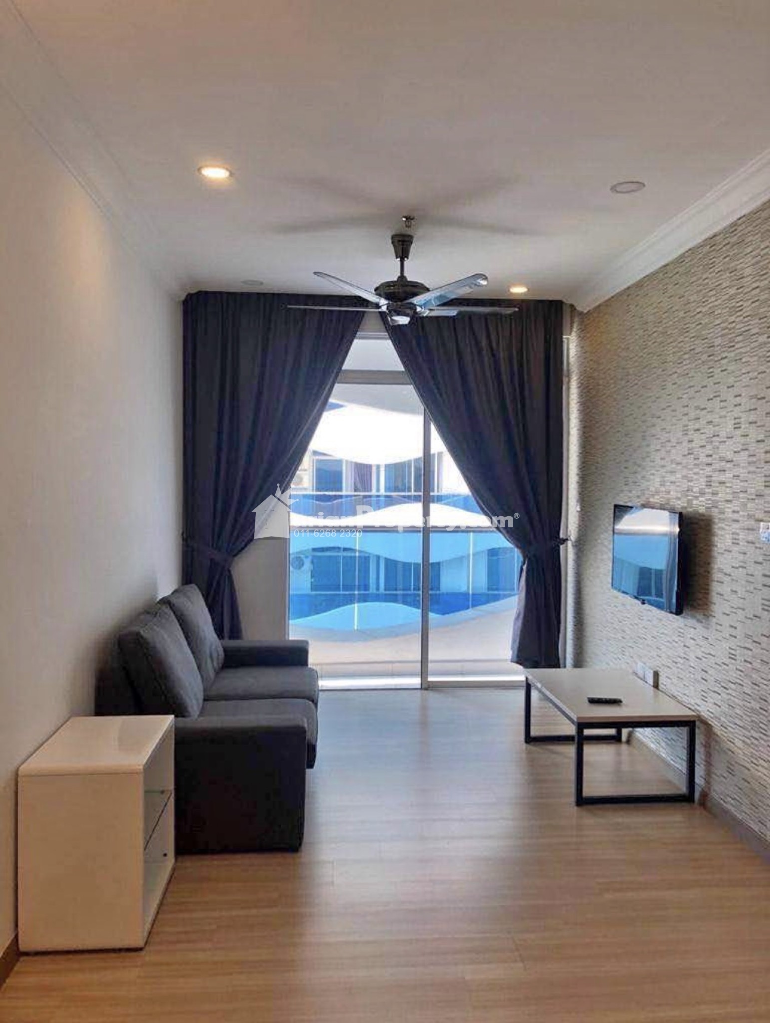 Condo Room for Rent at Vista Bay