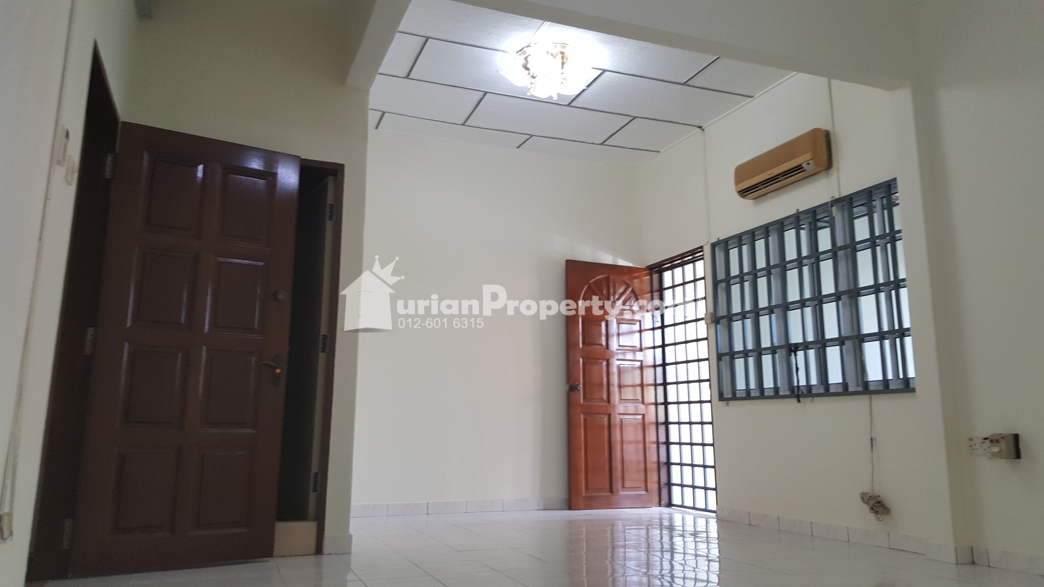 Terrace House For Rent at Taman Desa Jaya