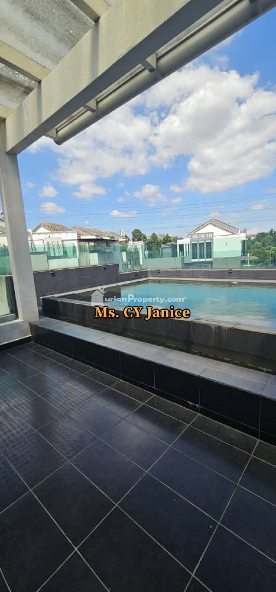 Superlink For Sale at USJ Heights