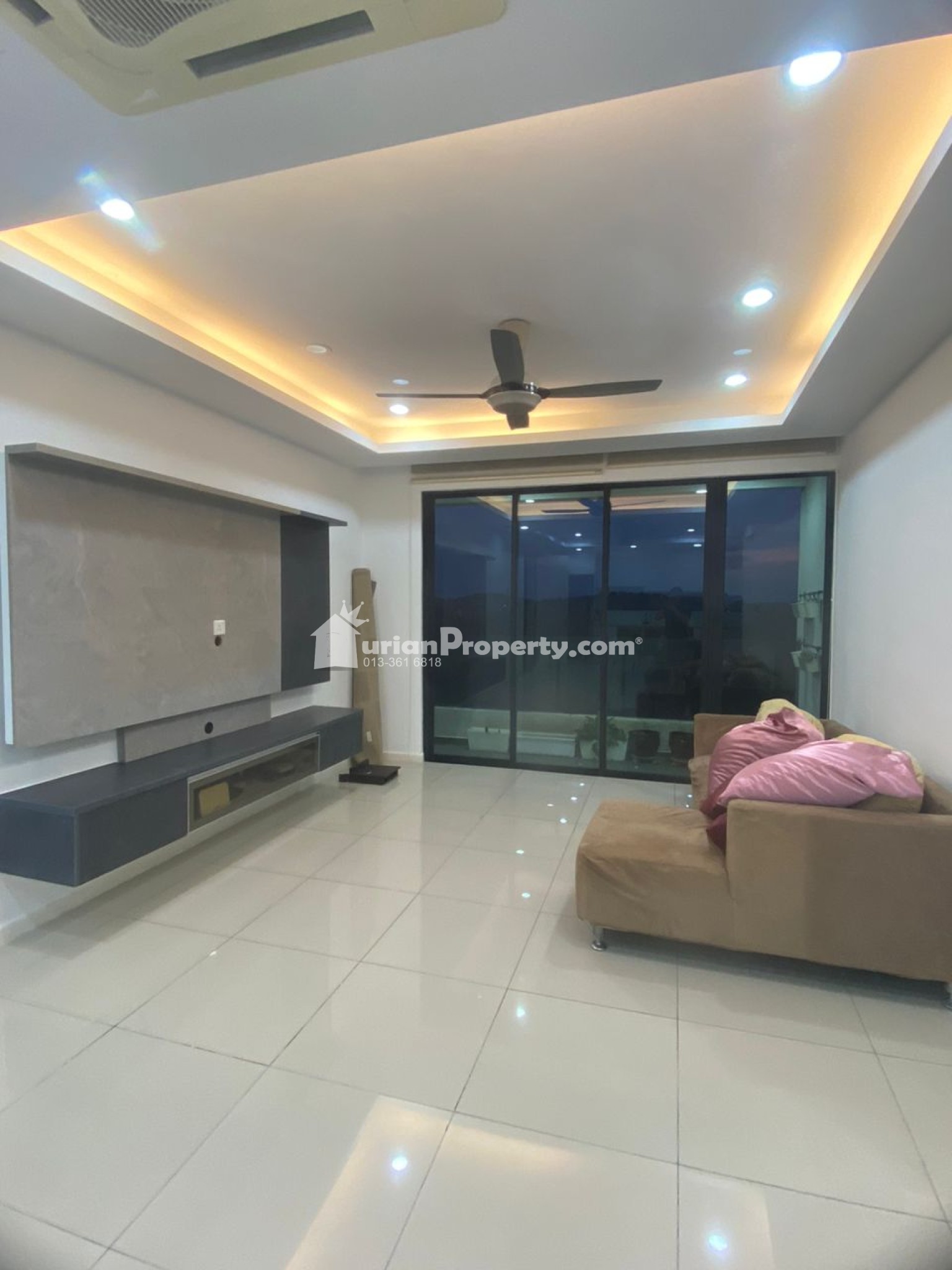 Condo For Rent at Paragon 3