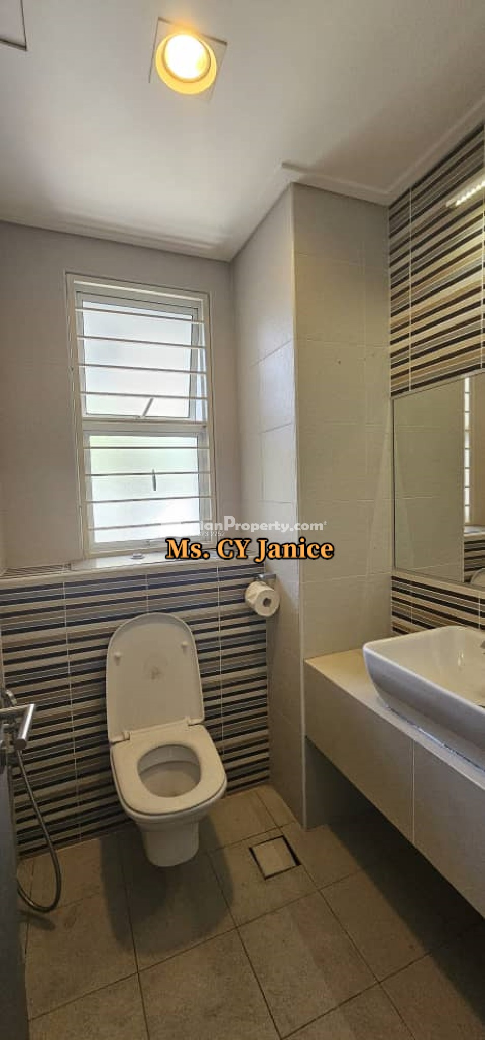 Superlink For Sale at USJ Heights