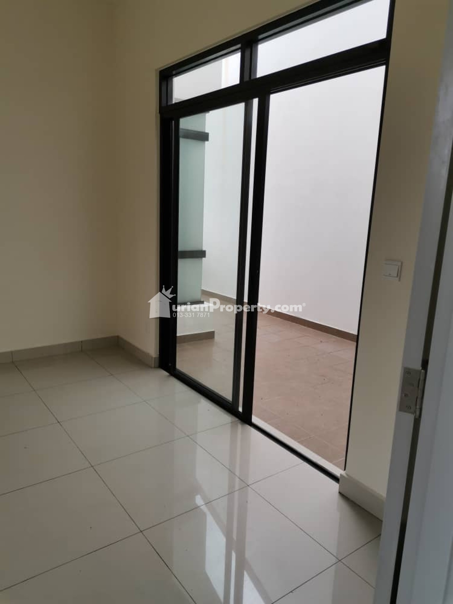 Townhouse For Sale at Avens Residence