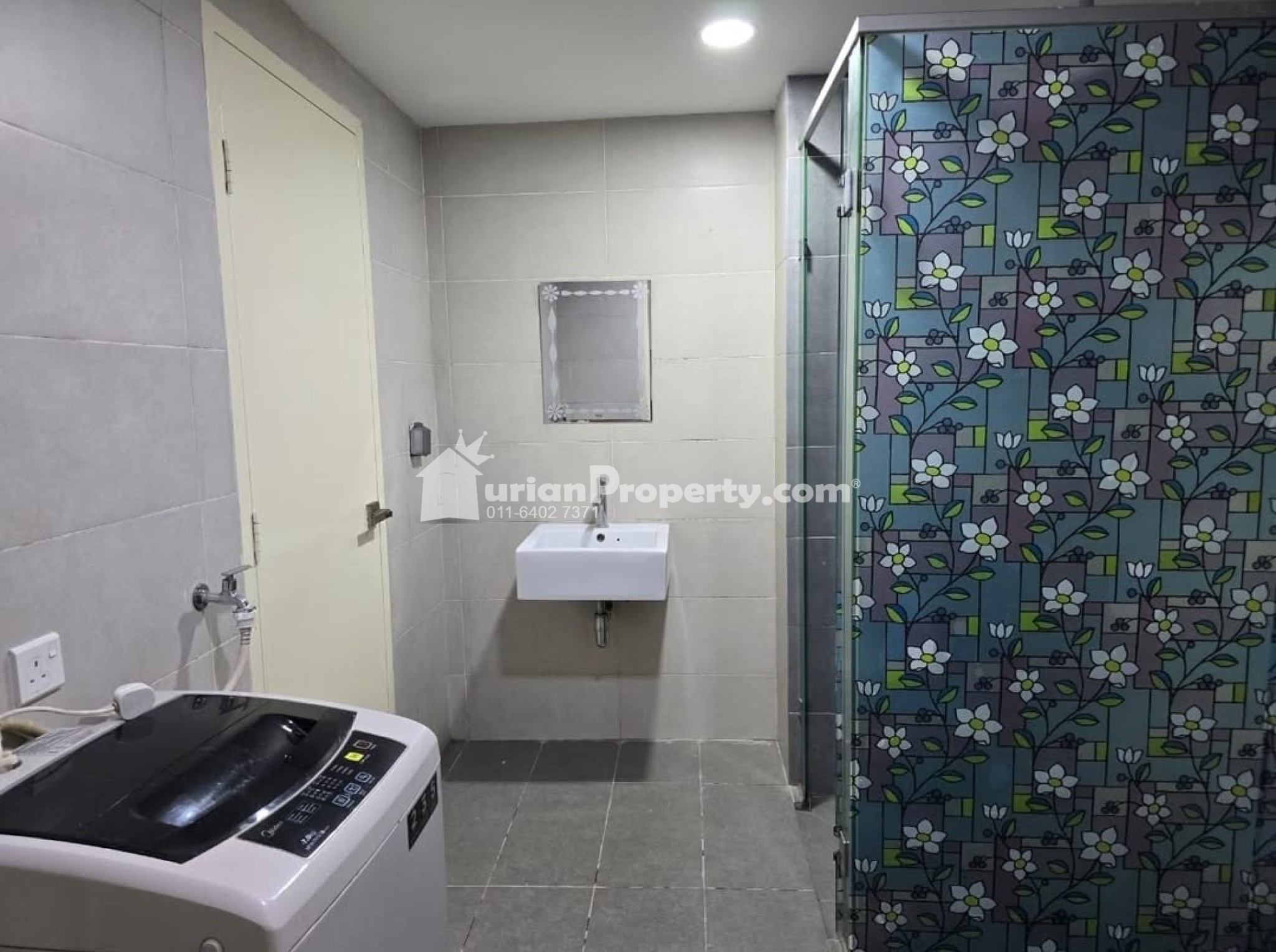 Condo For Rent at Aria Luxury Residence