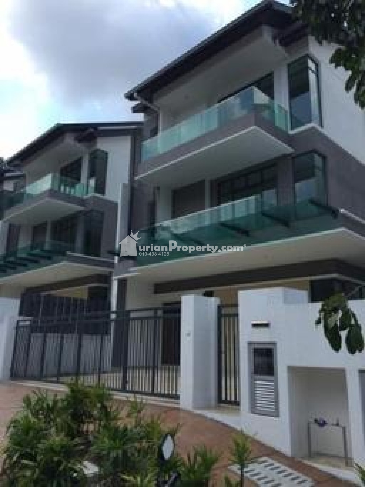 Bungalow House For Sale at Forest Hill Damansara Condo