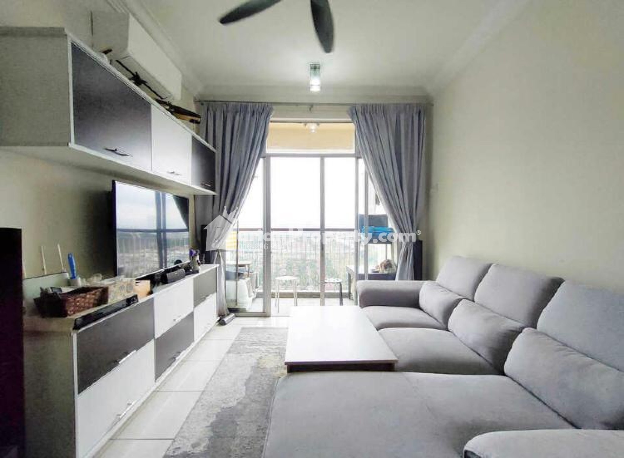 Condo For Rent at PJ Midtown