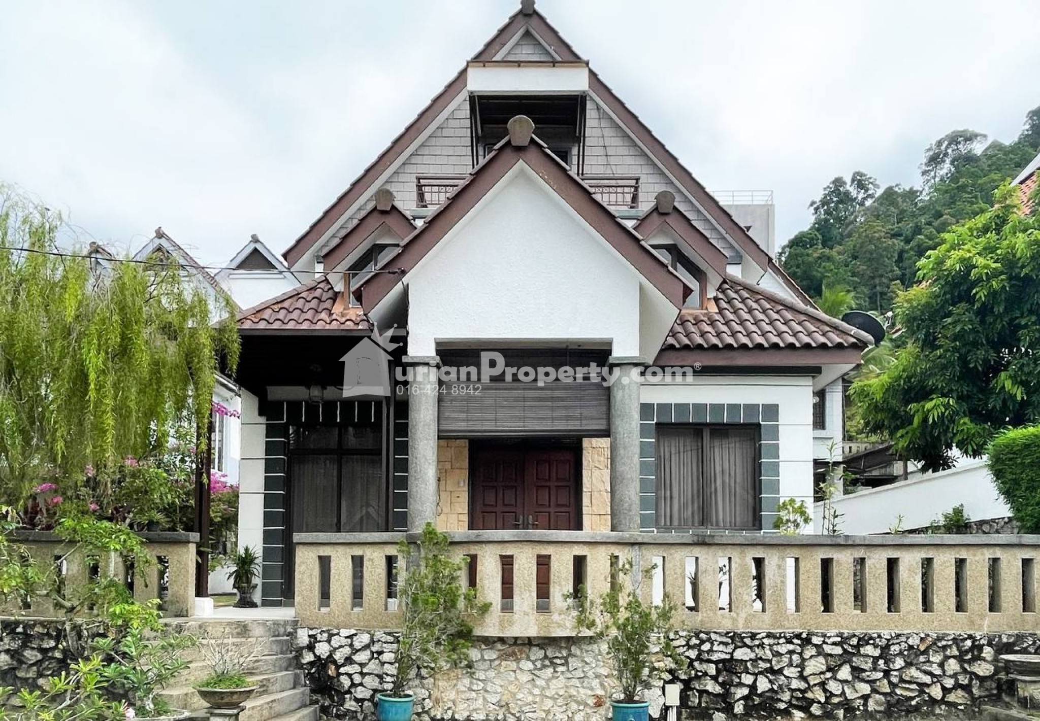 Bungalow House For Rent at Ferringhi Villa