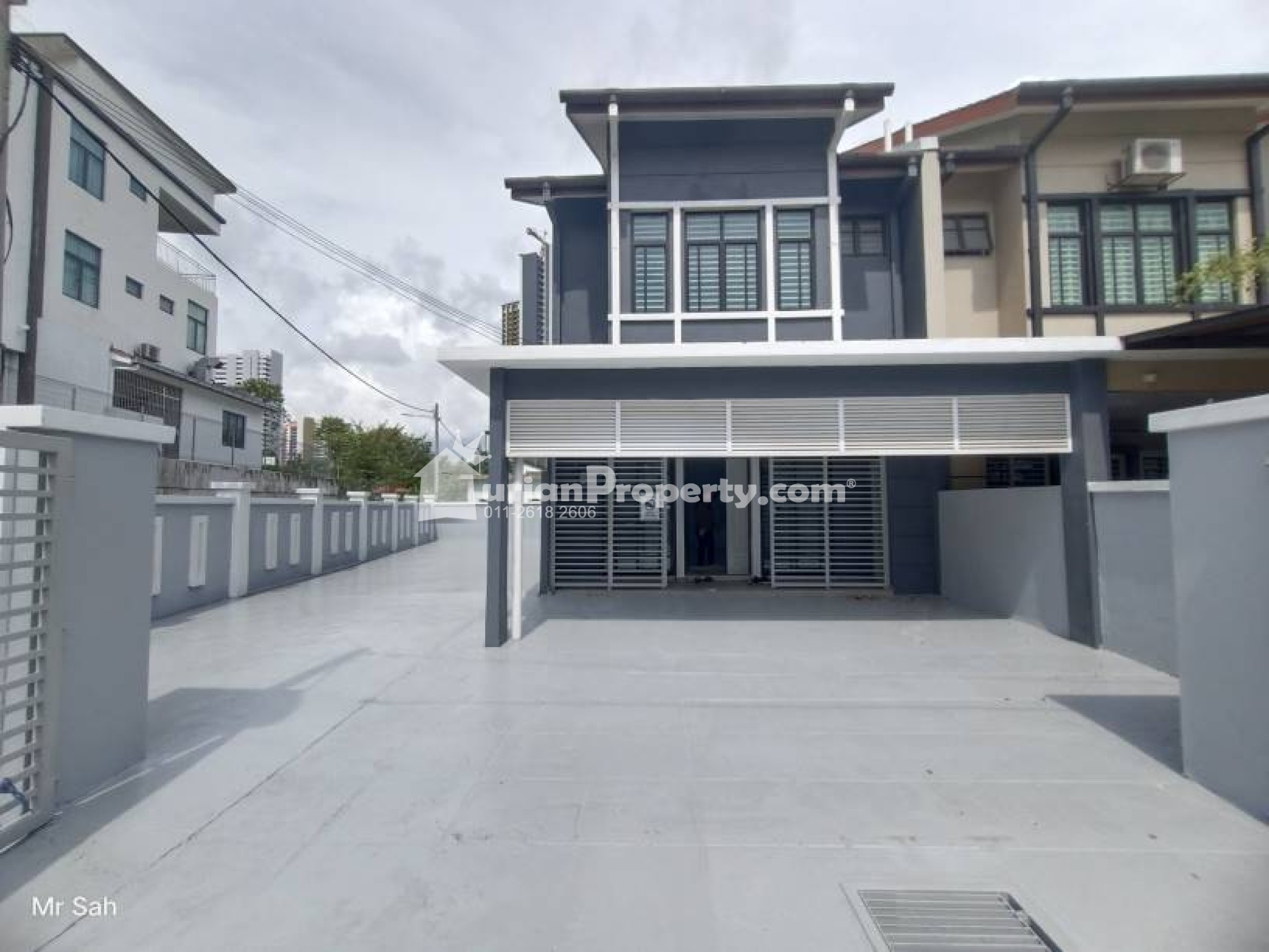 Terrace House For Sale at Taman Puncak Saujana