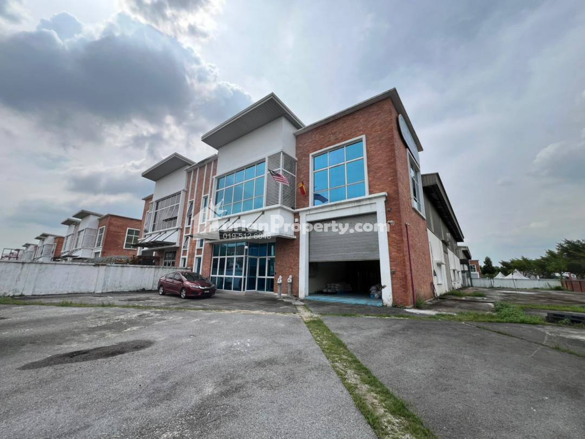 Semi-D Factory For Sale at Rawang Corporate Industrial Park