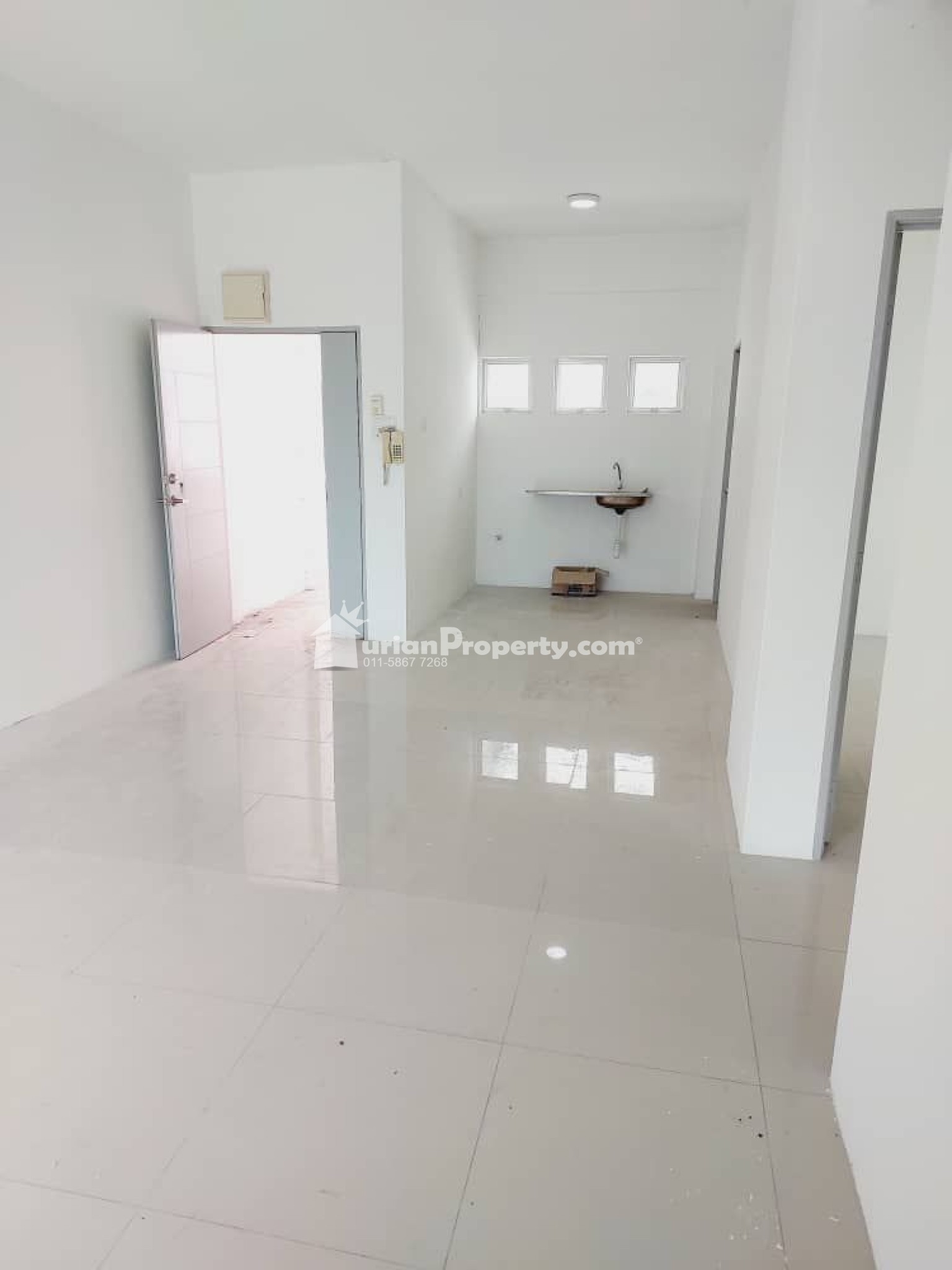 Condo For Sale at Kampus West City