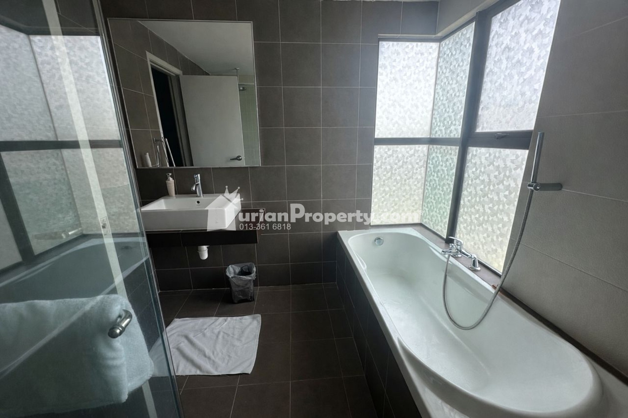 Condo For Rent at Atmosfera