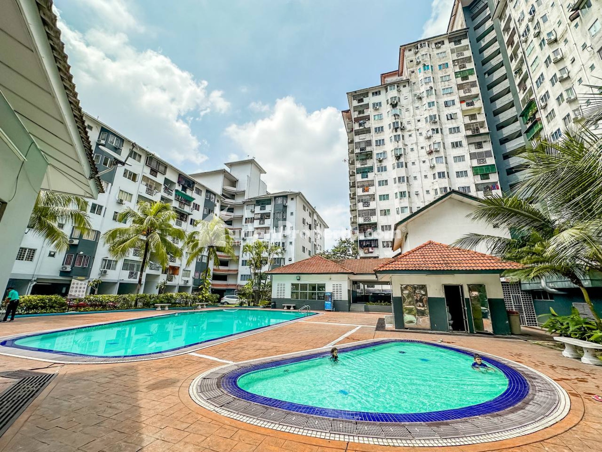 Condo For Sale at Sri Suajaya Condominium