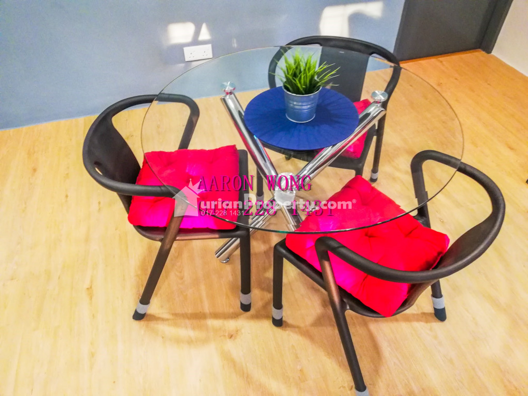 Apartment For Sale at Manor Apartment