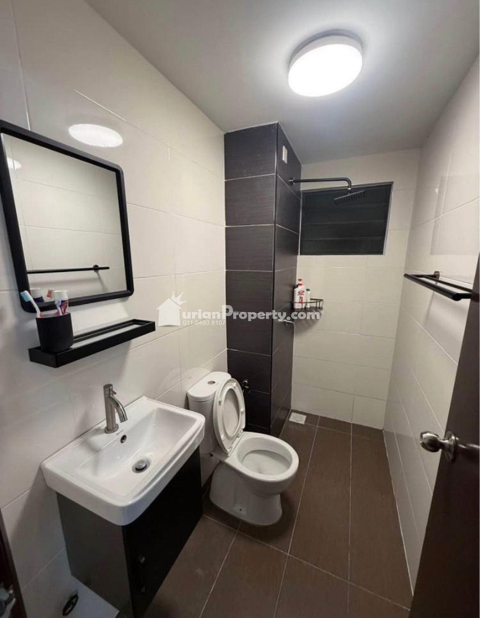 Condo Room for Rent at Hampshire Place