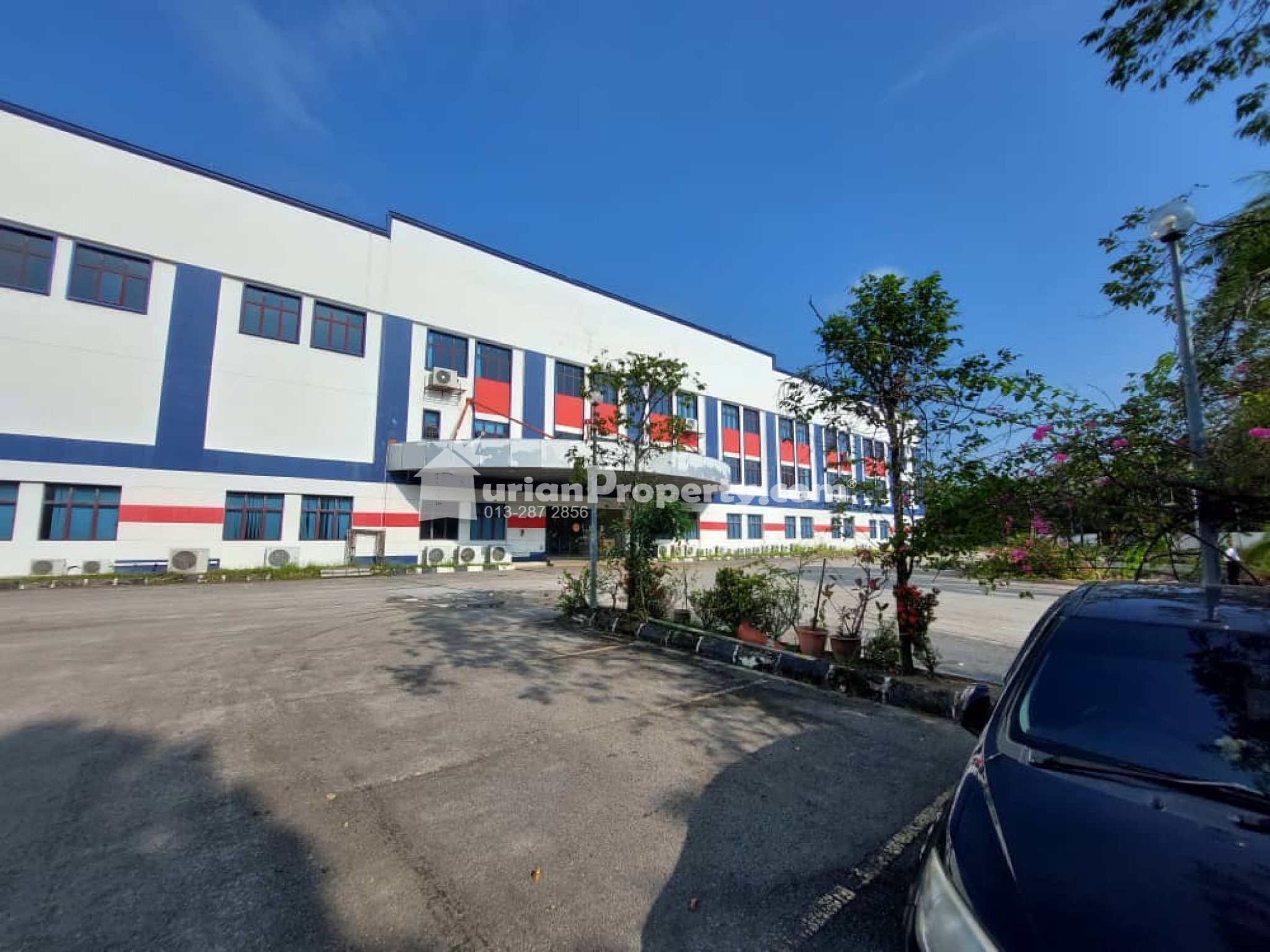 Detached Warehouse For Rent at Bukit Jelutong Industrial Park