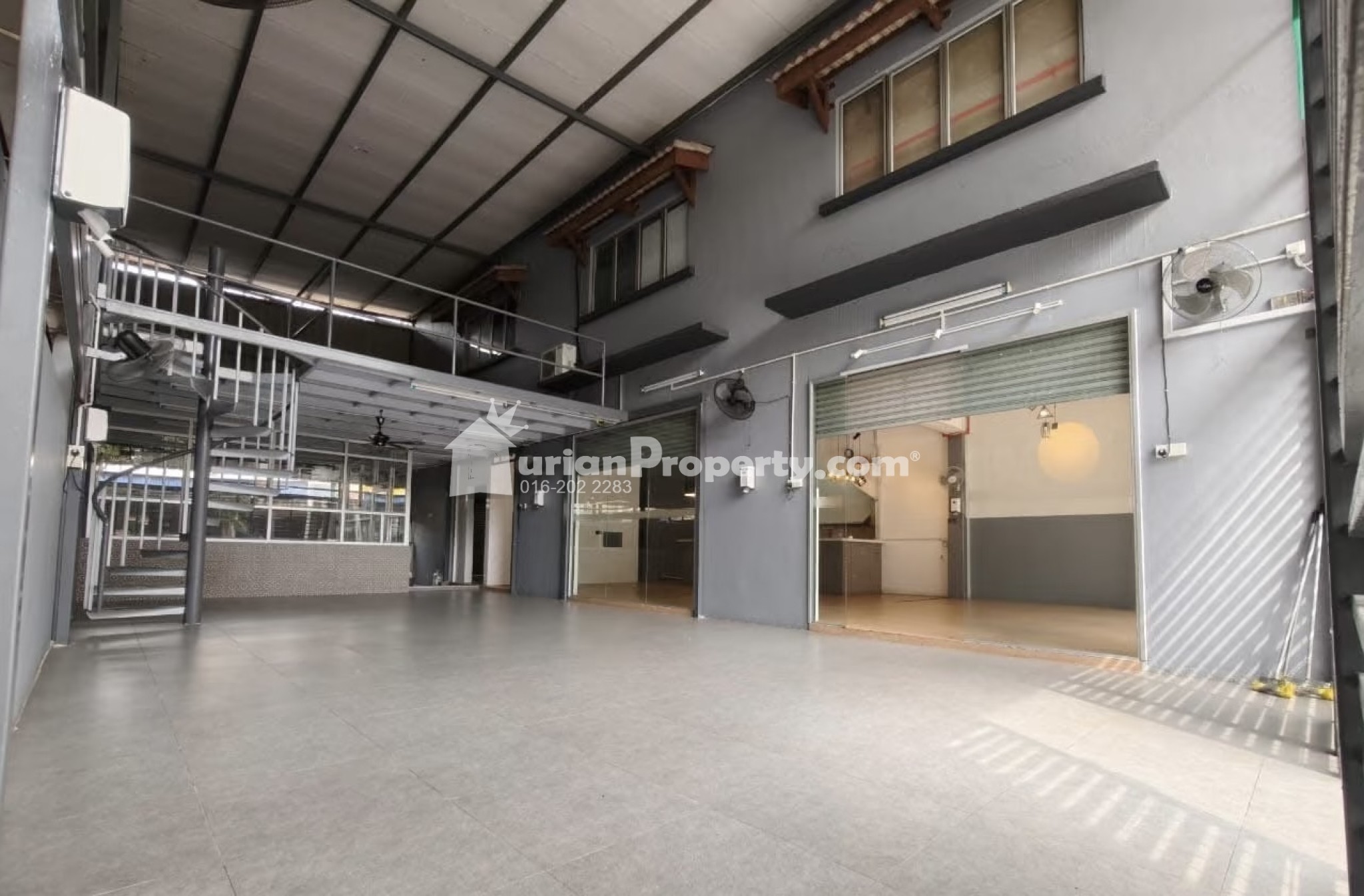 Shop For Rent at Taman Equine