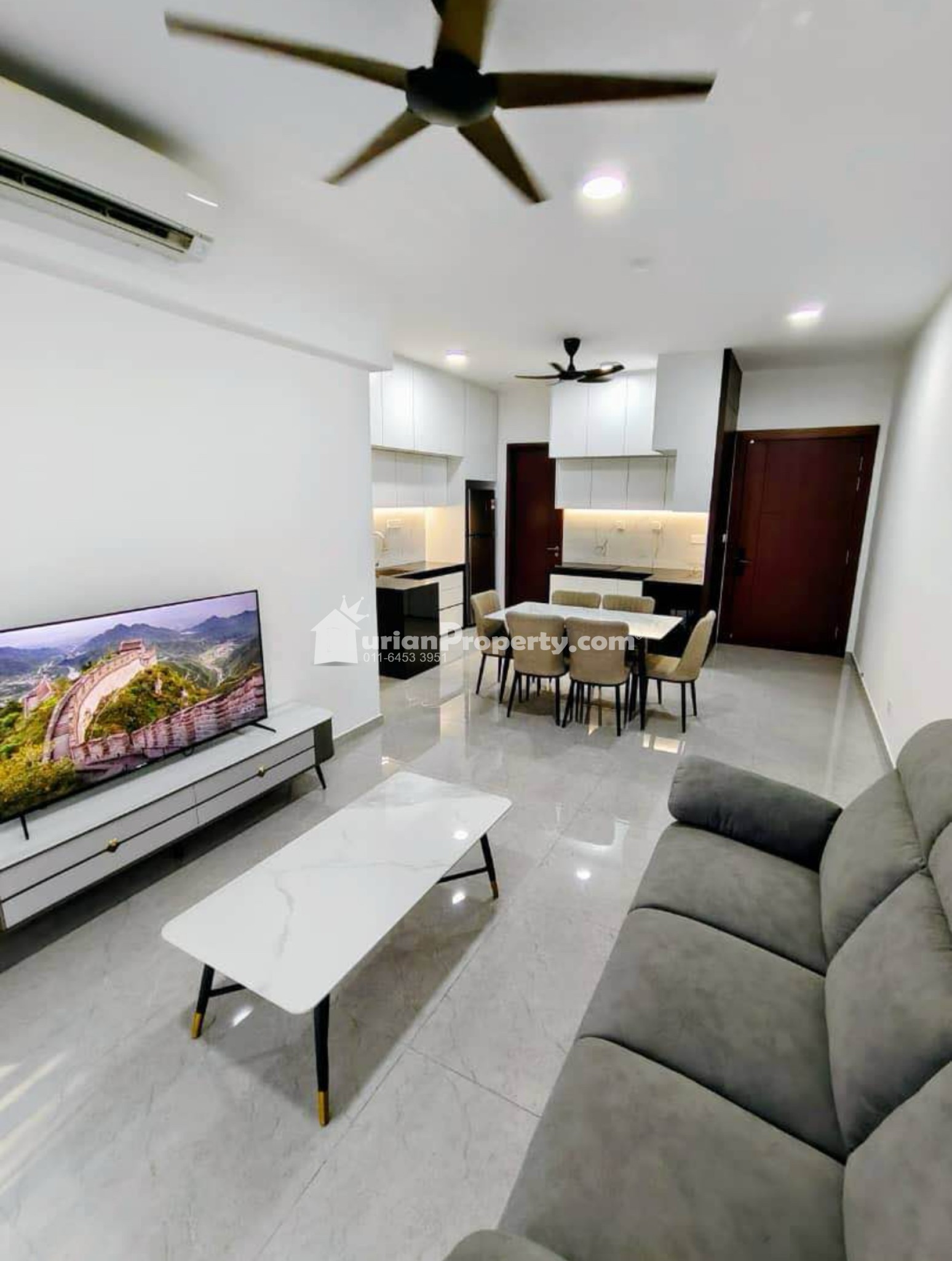 Condo For Rent at T-Parkland