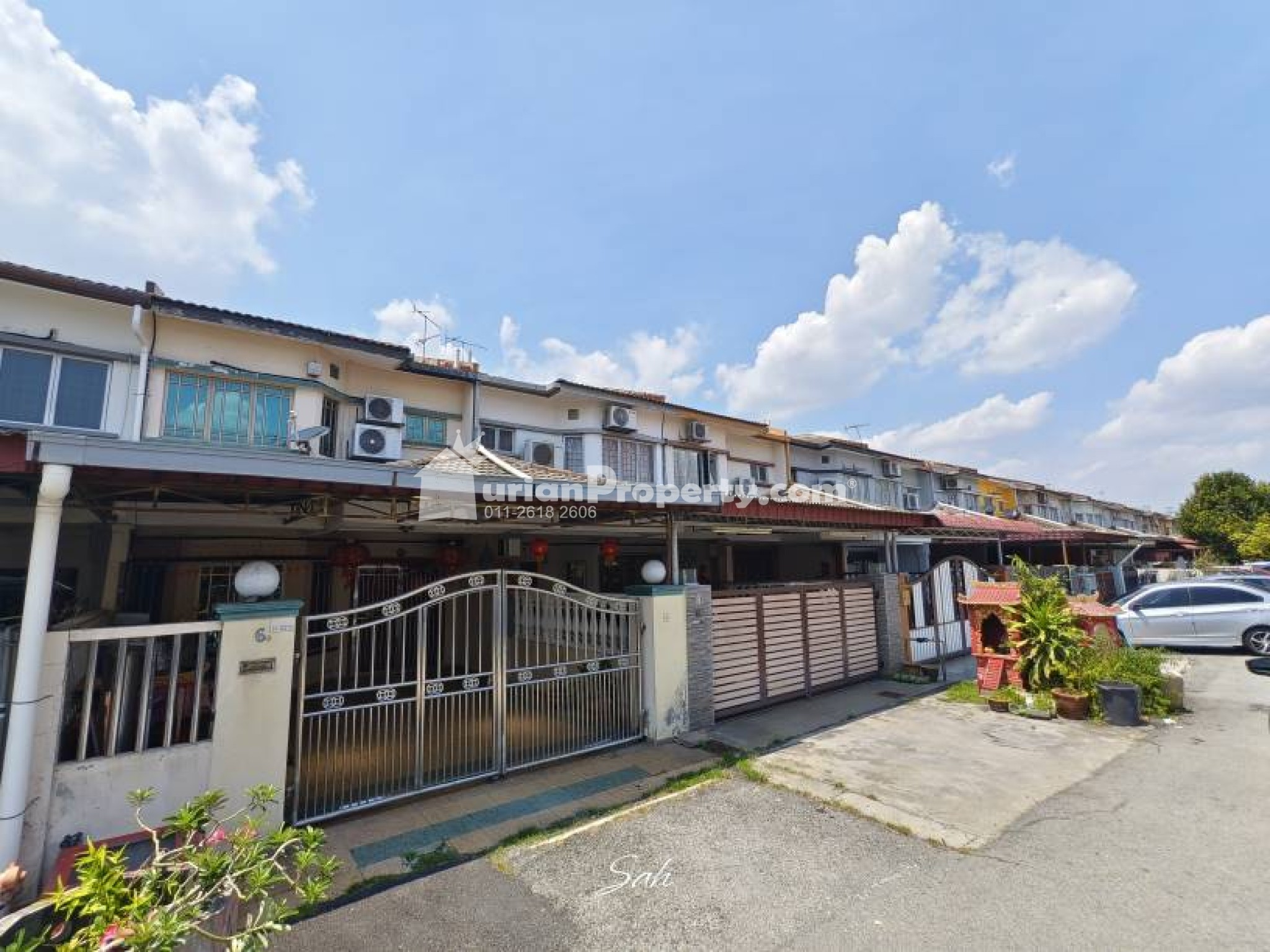 Terrace House For Sale at Taman Sentosa