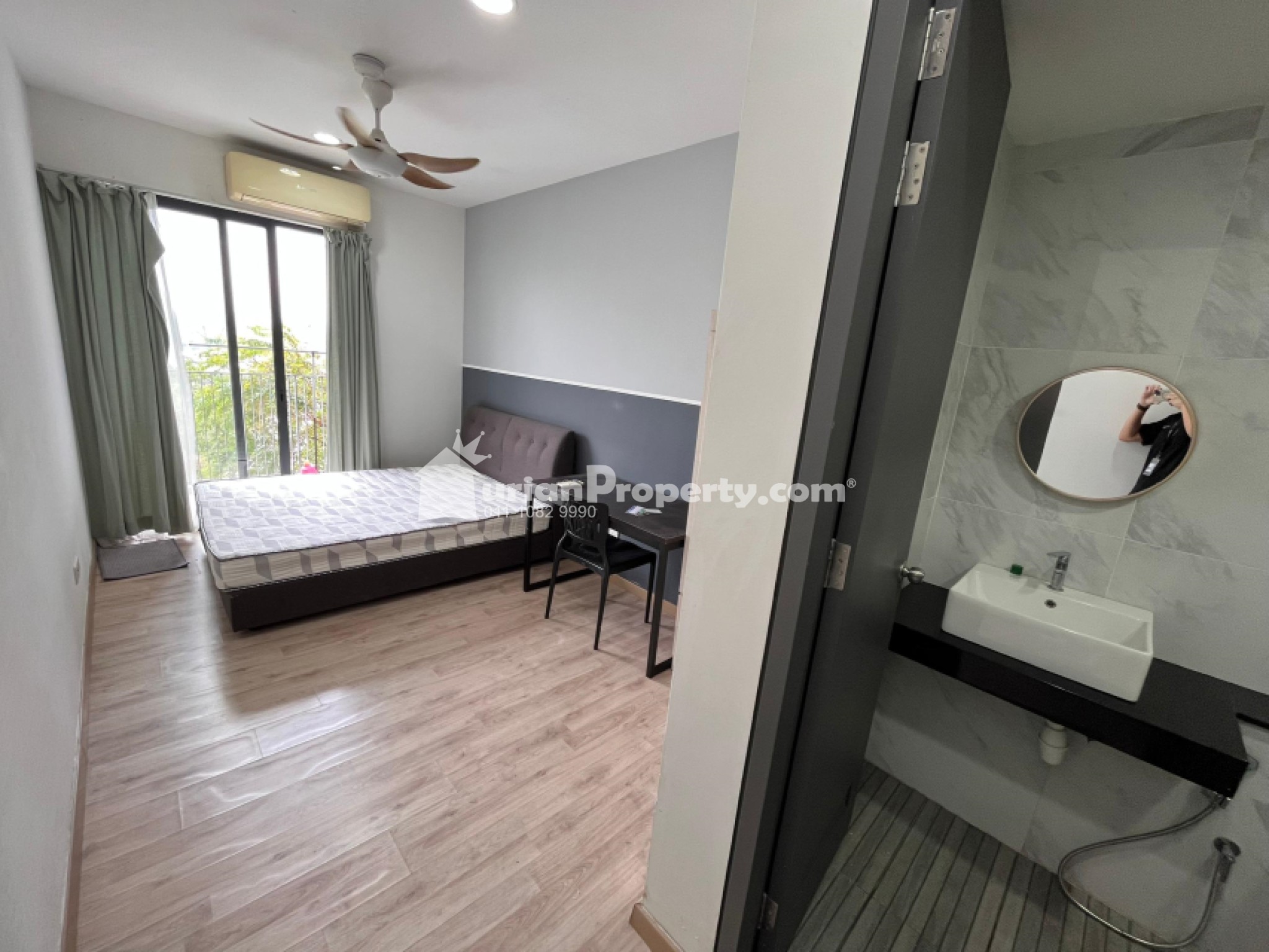 Condo For Sale at Emporis