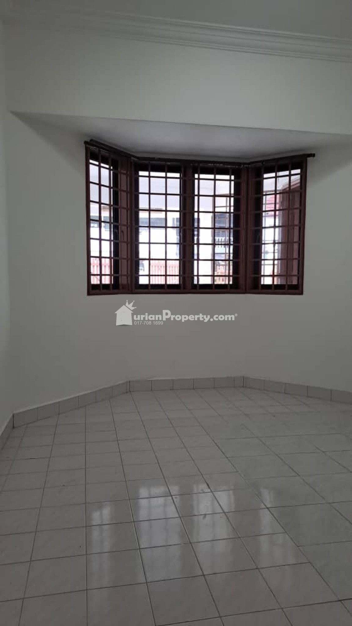Terrace House For Sale at Taman Bukit Kempas