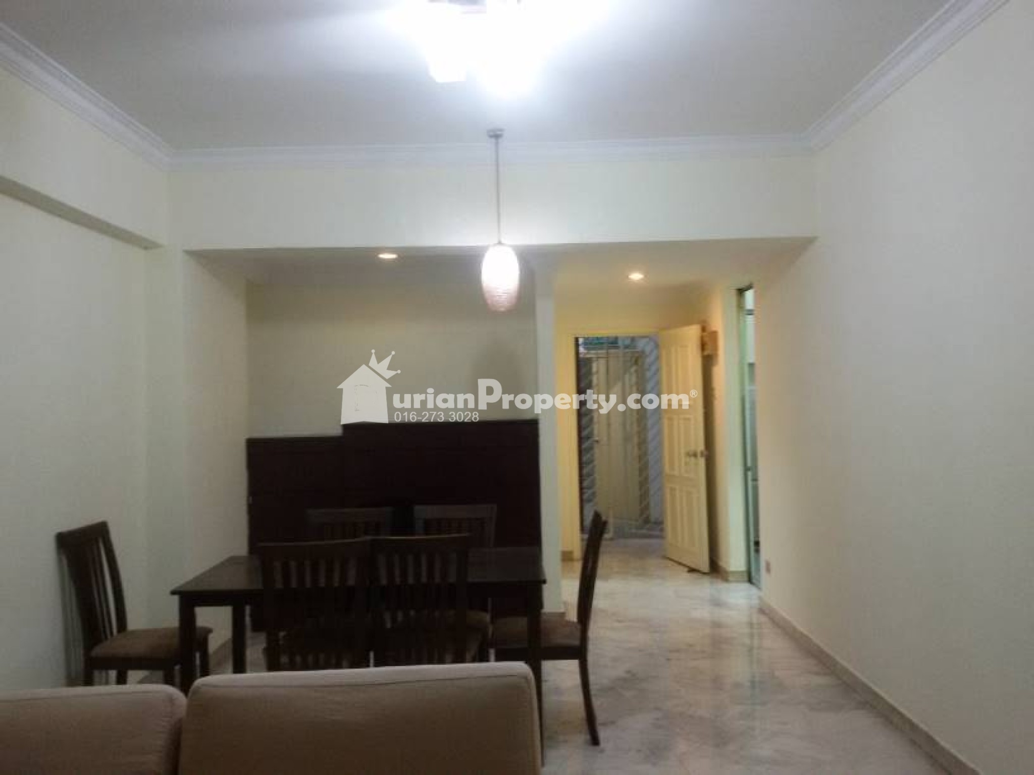 Condo For Sale at Meadow Park 2
