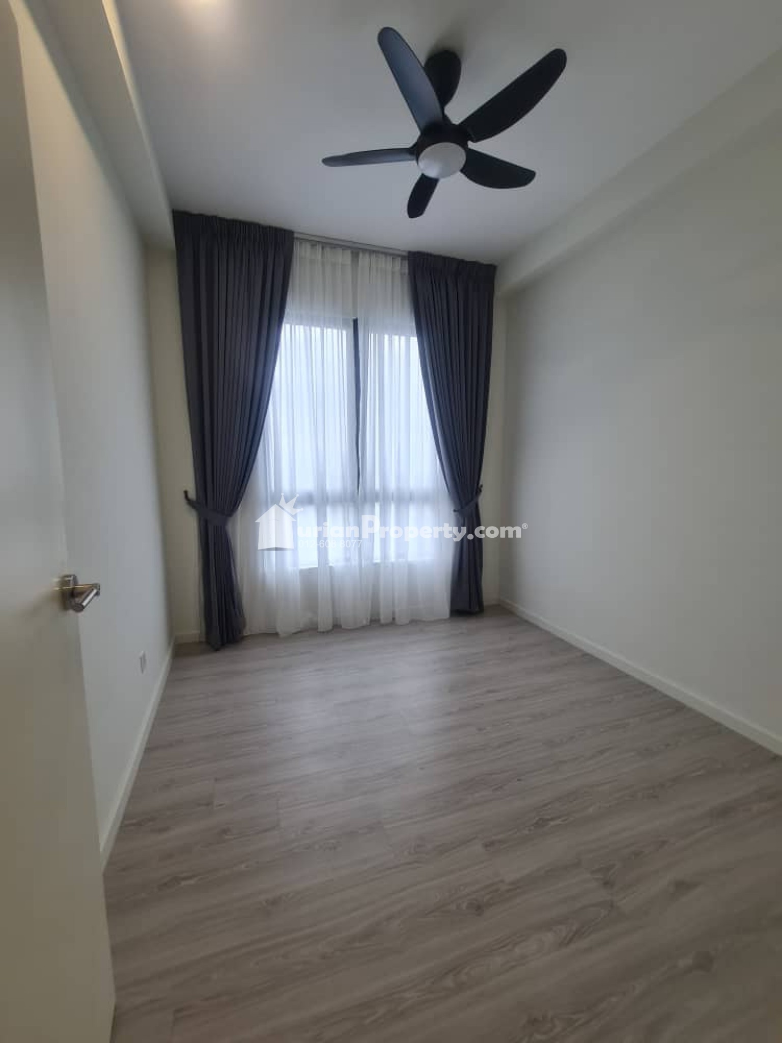 Condo For Rent at Meta City