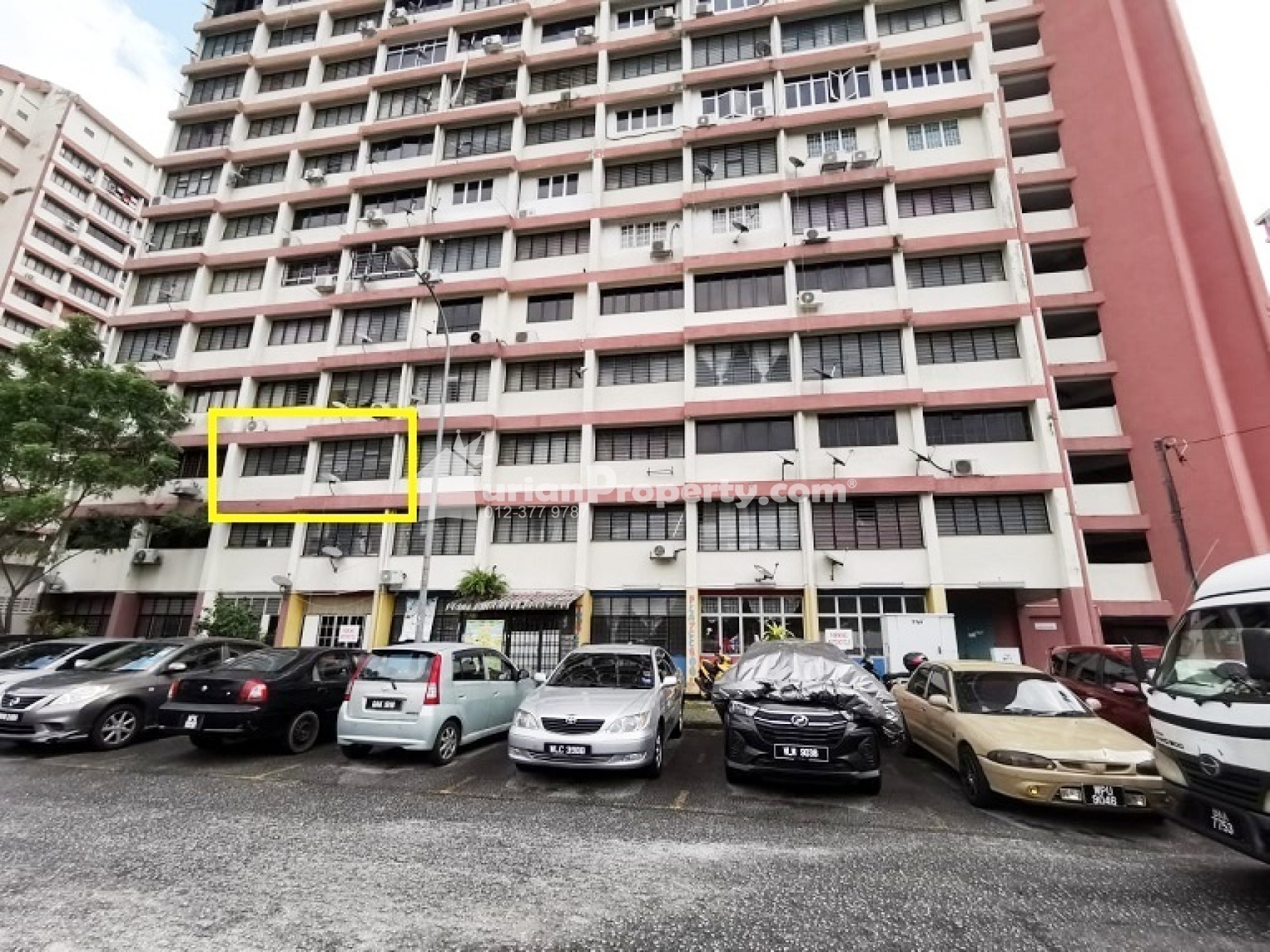 Apartment For Sale at Sri Tioman II
