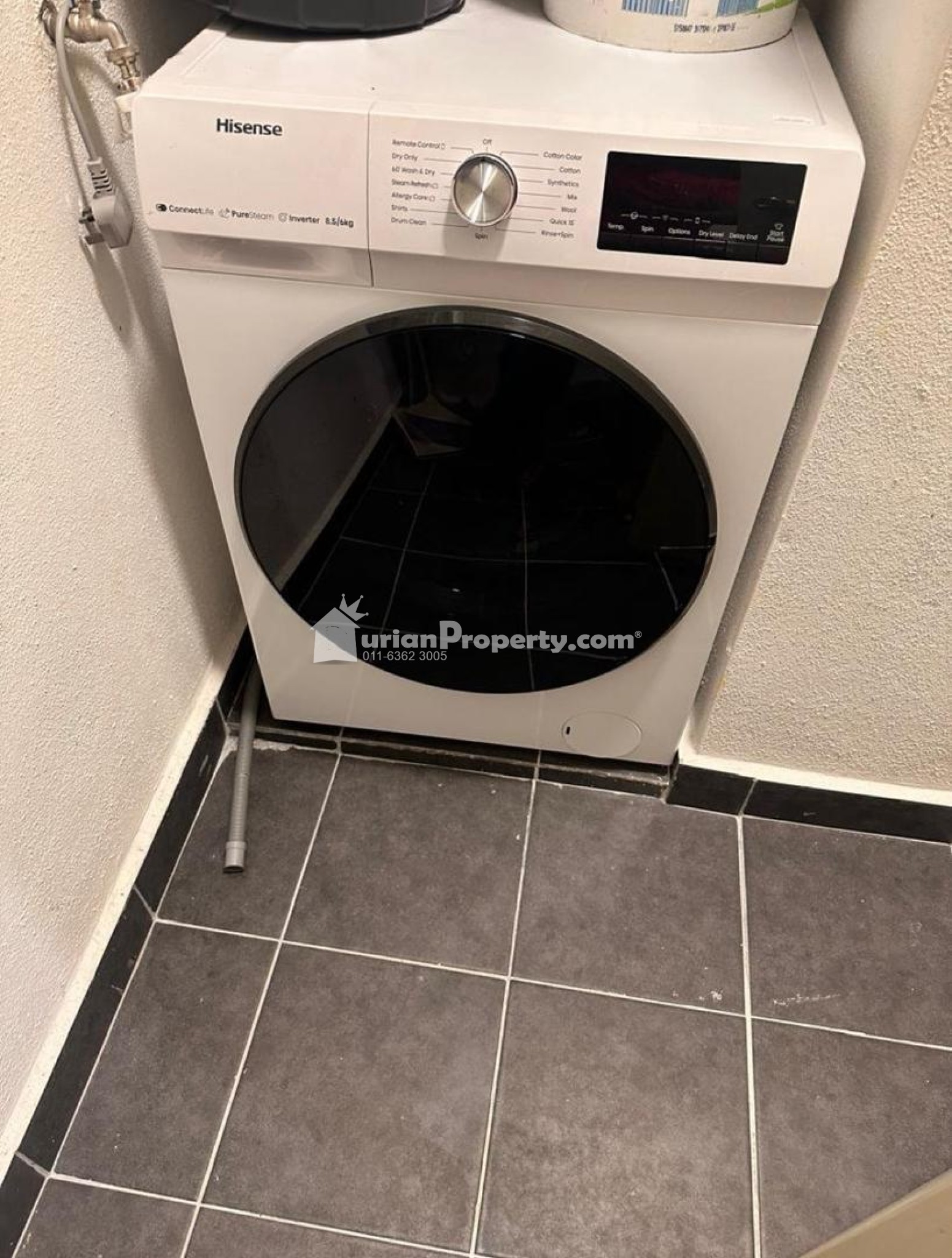 Condo Room for Rent at Aria Luxury Residence