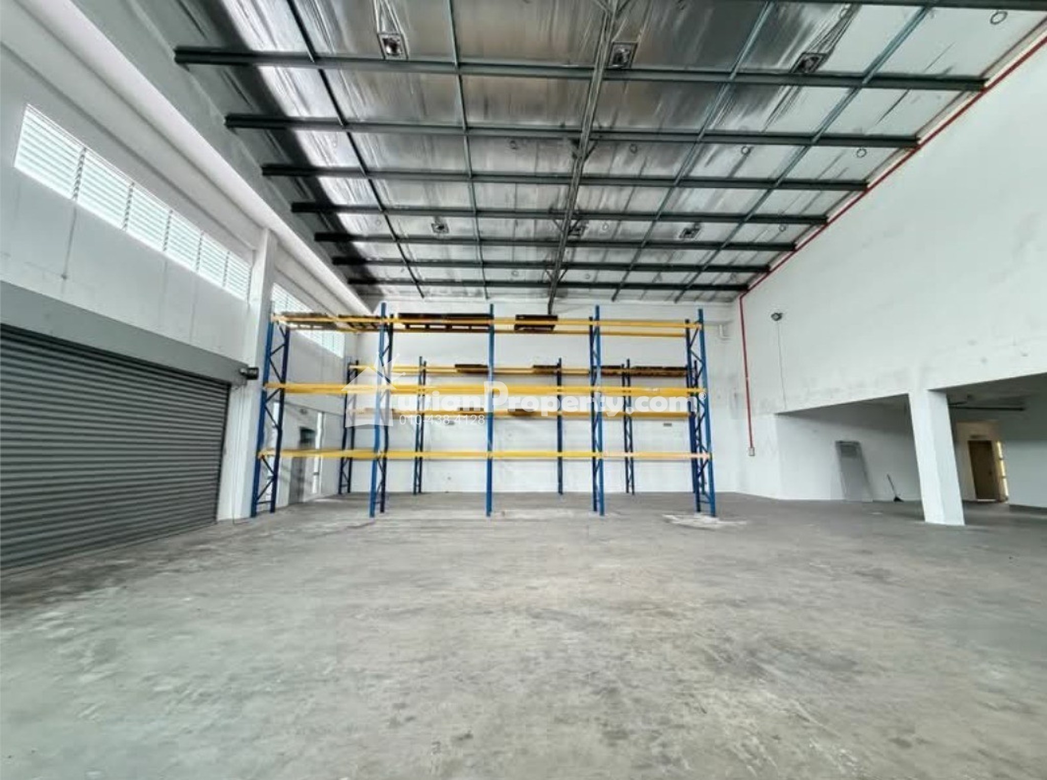 Detached Warehouse For Rent at North Port