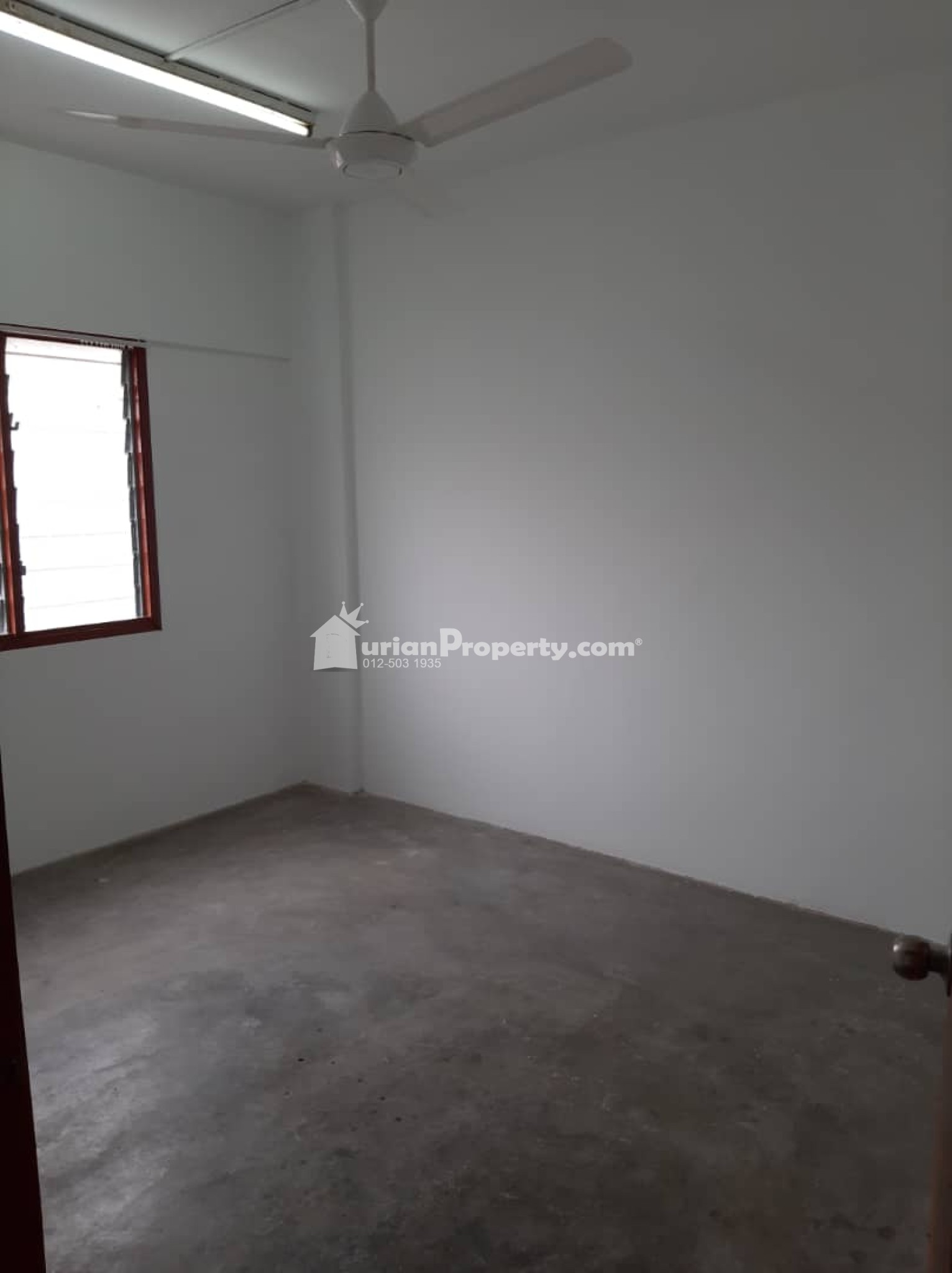 Flat For Rent at Taman Bukit Angsana