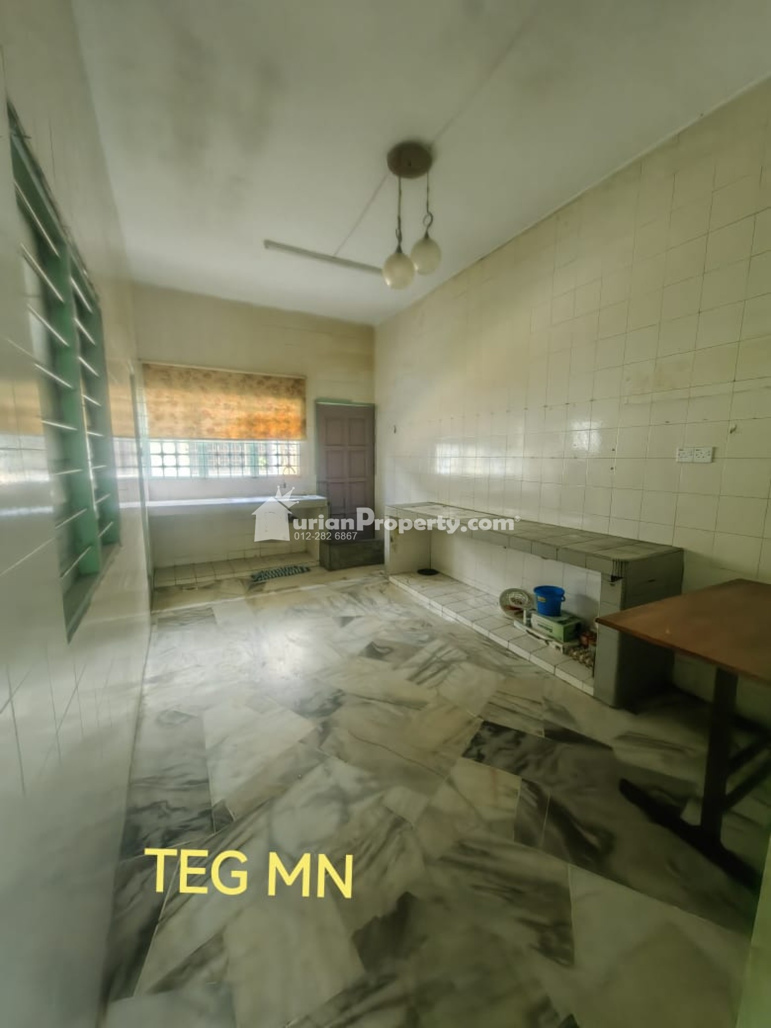 Terrace House For Sale at Taman Sentosa