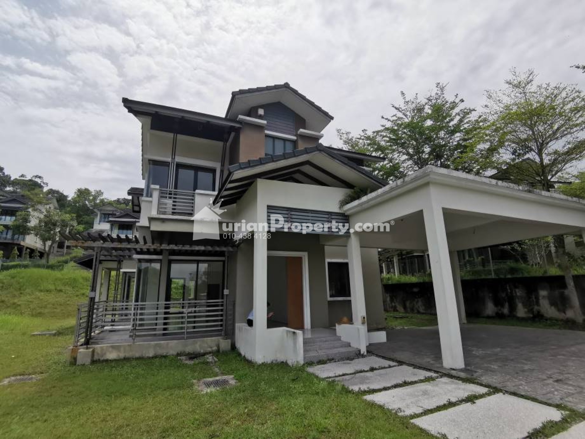 Bungalow House For Sale at Kayangan Heights