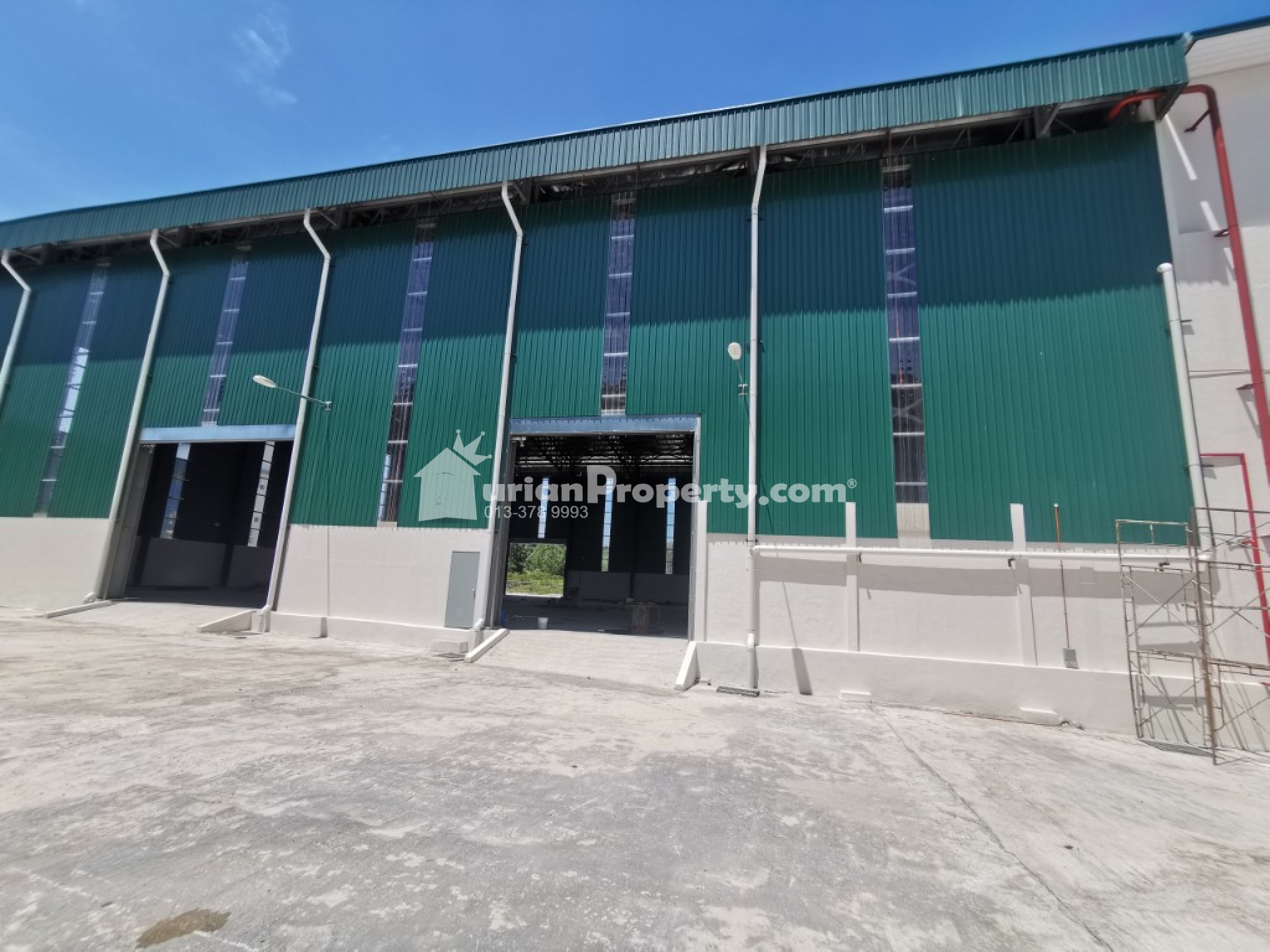 Detached Factory For Sale at Elmina East