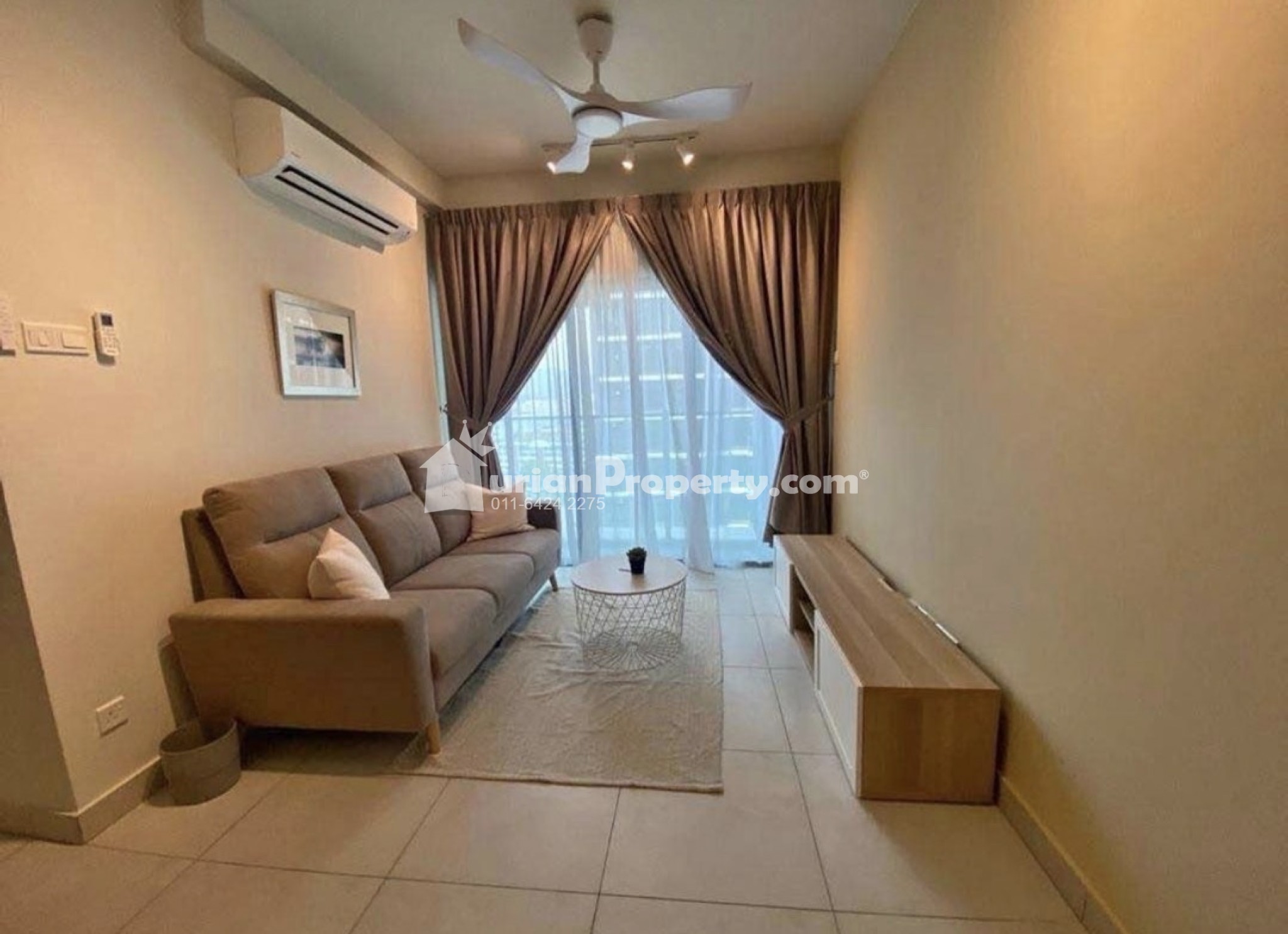 Condo For Rent at Bay 21