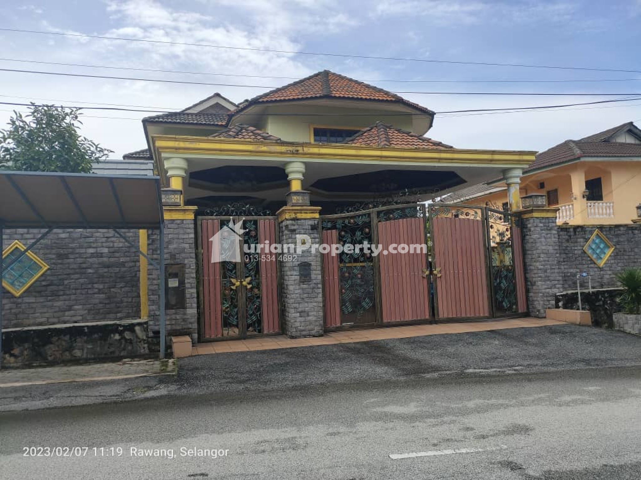 Bungalow House For Sale at Taman Bukit Sentosa